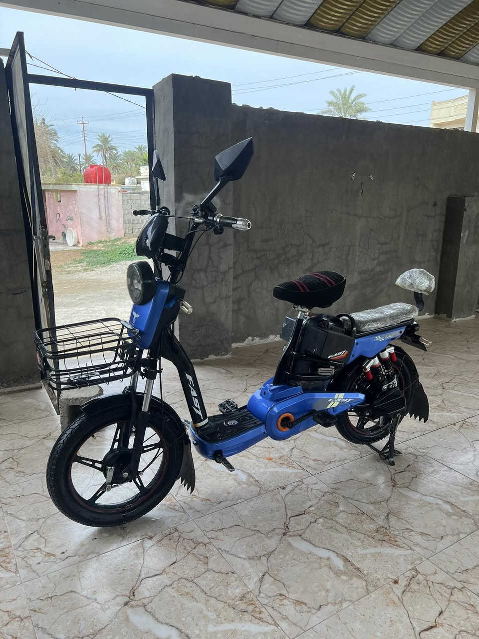 للبيع باسكل شحن موديل 24كله شغال مابي شي نقص  بطاريات جديدات عل فحص سعر ٢٥٠بي مجال  مكاني شهربان ***********
