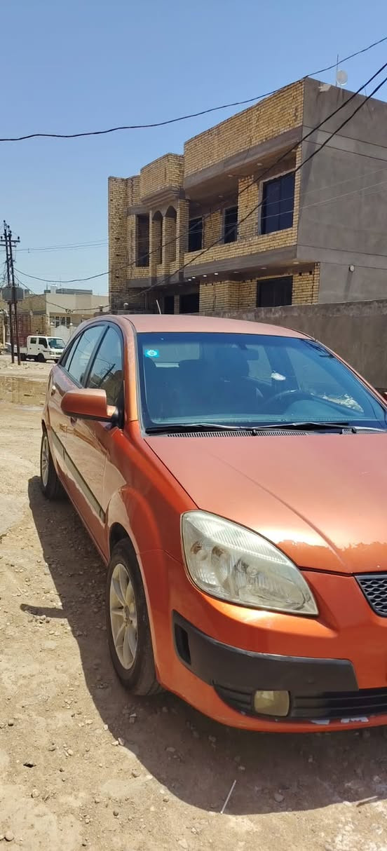 السلام عليكم
كيا ريو موديل 2009 وارد امريكي رقم بغداد انكليزي بأسمي سنوية لل30 حادث جاملغ بدون دواخل مكينة 2000مكينة وكير مكفولات كهربائيات كلها شغالة تدفئة تبريد المكان واسط الكوت  السعر 70 وبيه مجال الاستفسار ‭***********‬
