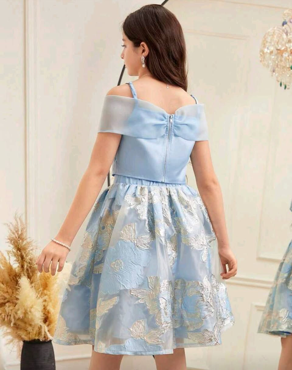 يلبس 8 سنوات وحسب جسم الطفل عندي كروب واتساب الي تريد اضيفها تراسلني بنات فقط كل البضاعة بي


**إذا كنت صاحب هذا الإعلان وتريد حذفه لأي سبب، رجاءا أرسل رسالة إلى الدعم الفني**