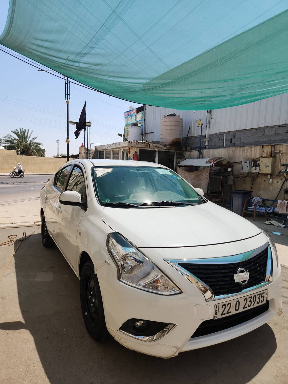 سلام عليكم نيسان صني هندي ٢٥ كفاله ماشيه 3000 زيرو سعره١٣٣ وبيها مجال بسيط مكان بصره***********

