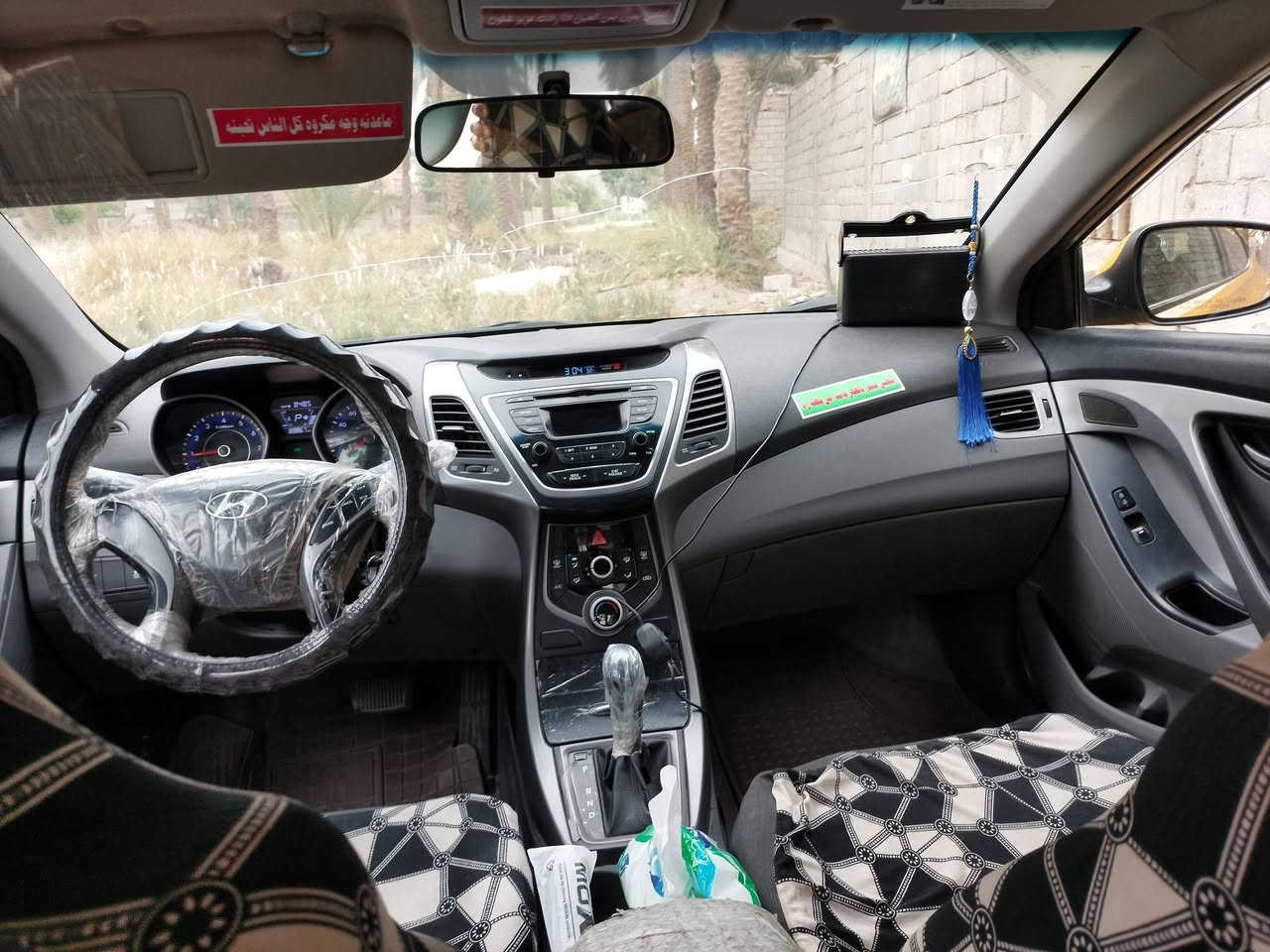 السلام عليكم
النترا امريكي 2015 حادث جاملغ خلفي جهة السائق وشوية بقبق الجنطة الحوض مكفول والعراق شوية باب السائق ماشية 90800ميل محرك 1800 سيارة جاهزة محرك وكير وحدادية وكهربائيات وتايرات وباتري  باسمي رقم بابل الماني مصفرة هيئة وغرامات السعر 105وبيها مجال للطيبين مكاني بابل المركز رقم الهاتف ***********
