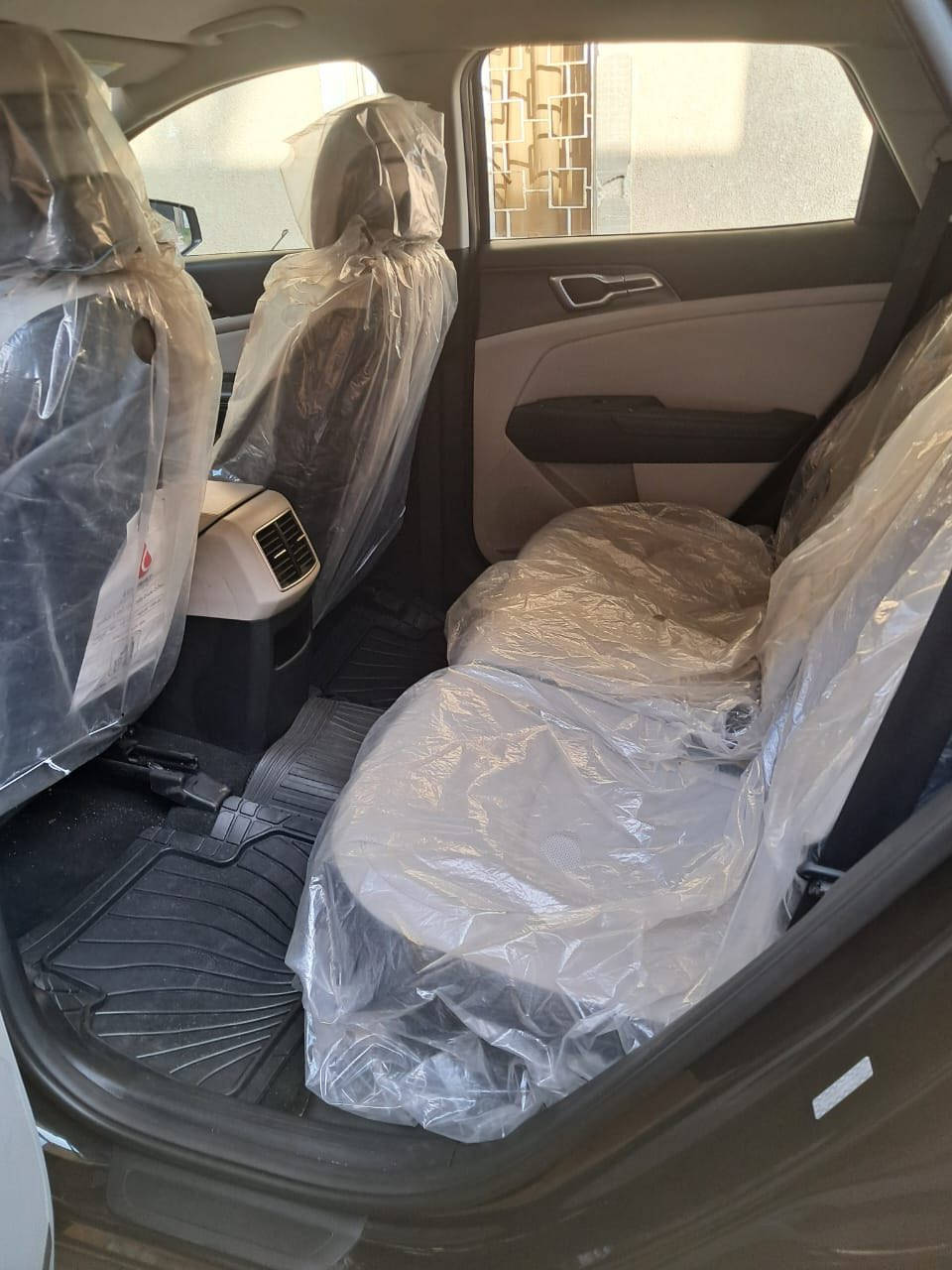 سلام عليكم سياره سبورتج2023ماشيه55الف حساسات إماميه وخلفيه سياره بصمه بريم وراد  امريكي بيه ضربه بلباب جنطه ضربه  بسيطه لمكان البصره حيّ الكفاءات سعر 195 الهاتف ***********
