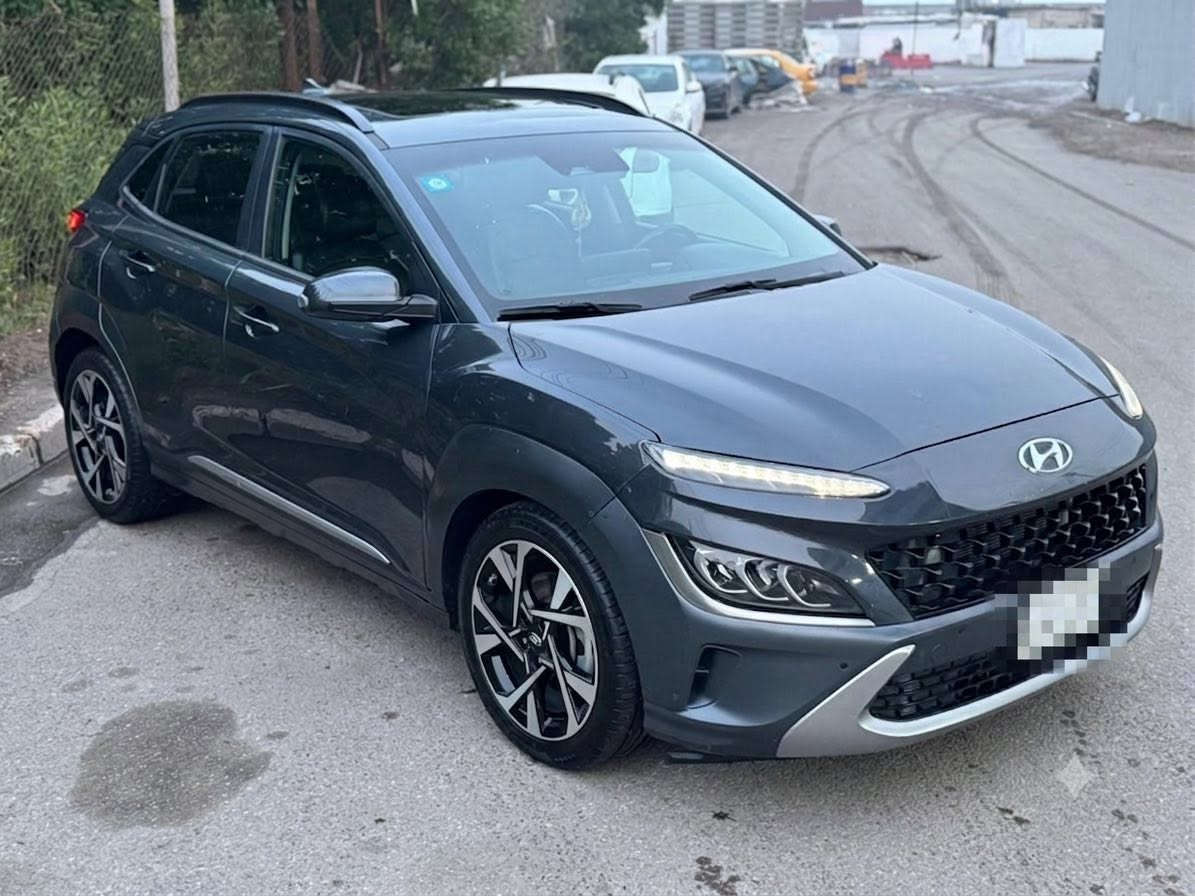 سلام عليكم
للبيع او مراوس 
كونا 2022 LIMITED
مكينة 1.6LTurbo
فووول مواصفات 1/1 
بصمة
فتحة سقف
رادارات جوانب وامامي
كشنات جلد وكهرباء
3 انضمة قيادة
سايد بريك بصمة
فول مواصفات شنو بالك بيها
ماشية 37 الف
حادثها جاملغ وبنيد 
السعر #135ورقة
مكاني بغداد الجديدة

‭***********‬ مصطفى
