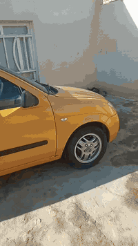 طيبه ١٦ رقم دولي سياره على البلاد تبريد الراوتر ماي زيتي تخم تاير جديد باتري جديد والكشر كدامك رقم دولي تحويل وين ماتريد بسمي للسبعه او عشرين 
السعر ٣٨ ورقه 
رقم التلفون ***********
