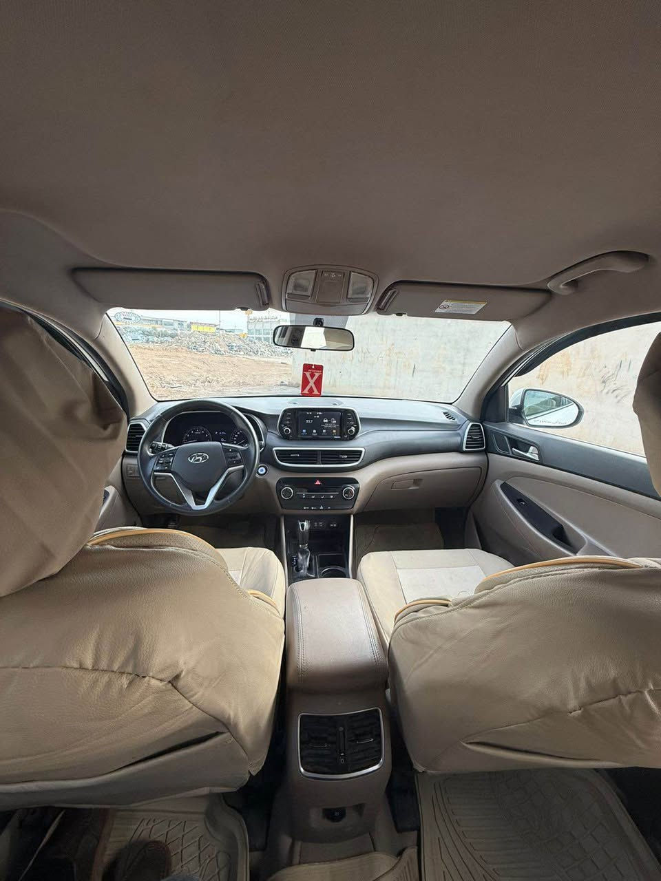 Tucson 2020
سەیارەکە ١٠ پارچەیە لەسەر ساغە بێ لێدرانە
ماصفاتە فوللە کۆری ئەصلیە
سحری١٧٢ وەرەقە و مەجال 
*********** أربيل, العراق
