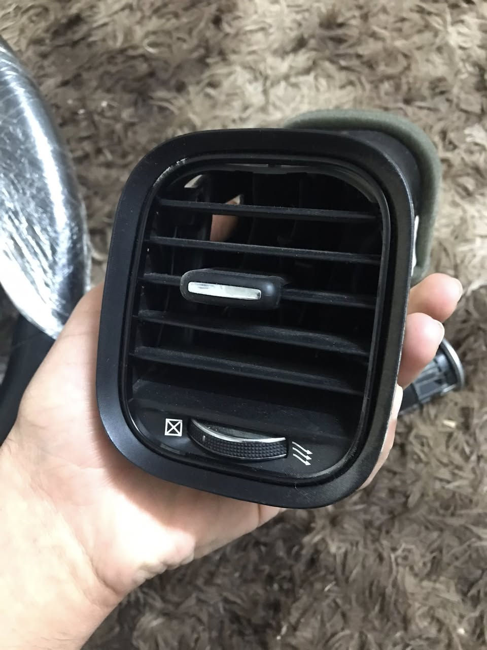 سلام عليكم للبيع شلع ب١٠٠الف
دركه ٢٣ تدفئه نظيفه بلاك 
دكت تبريد بلاك صفحه الصدر 
بصمة تشغيل جديده 
للبيع كلهن شلع ب ١٠٠ الف 
توصيل موجود لكل المحافظات 
 خاص و تساب ***********
