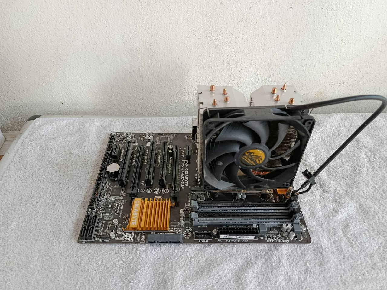 أغراض حاسبة باله منوعة كارتات شاشة ورامات وملحقات أخرى مستخدم غير مفحوص وهارد 2 تيرا شغال التواصل عالخاص التوصيل لجميع المحافظات


**إذا كنت صاحب هذا الإعلان وتريد حذفه لأي سبب، رجاءا أرسل رسالة إلى الدعم الفني**