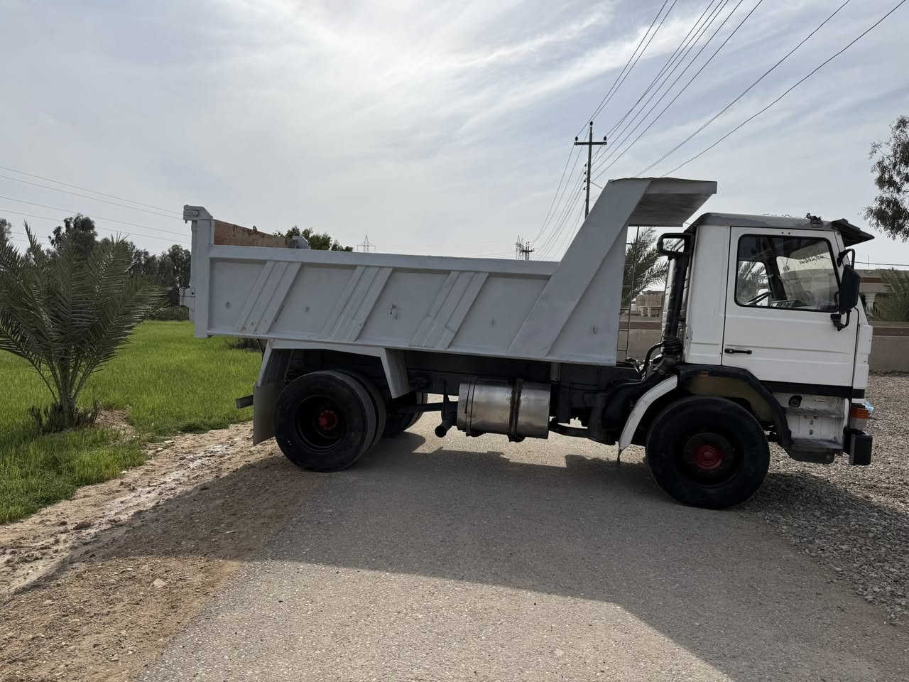 سكانية رقم كربلاء مشروع وطني مويل 93 مكينة 3 كورات نضيفة كير 5‎%‎5 شاصي كفالة قمار بلادية بدون صبغ بدي تفصال نضيف  سيارة جاهزة من كلشي مابيهة نقص  سعرهة 115 وبيهة مجال لشراي مكاني بغداد 

‭0790 459 9745‬

‭0770 427 0266‬
