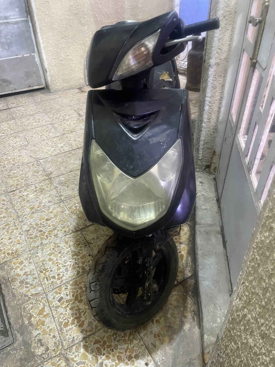 سلام عليكم دراجه سكنس فحل 140 متروكه كوم حديد سعر 300 بيها مجال قليل رقم ***********
