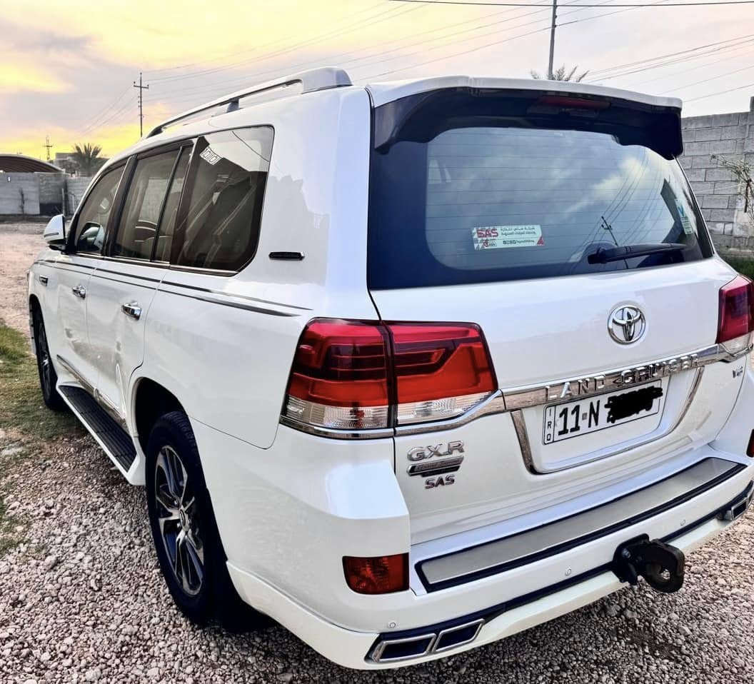 لاندكروز 2020ساز باب اول GXR. V6 السياره كفاله عامه ماشيه 63الف رقم بغداد الجديد تحويل ثاني يوم معروفه مواصفات الساز فول 5بصمات صندوك كهرباء شاشات بلاديه مكان السياره الانبار الرمادي 
سعره 550وبيها مجال 

‭0783 281 7280‬
