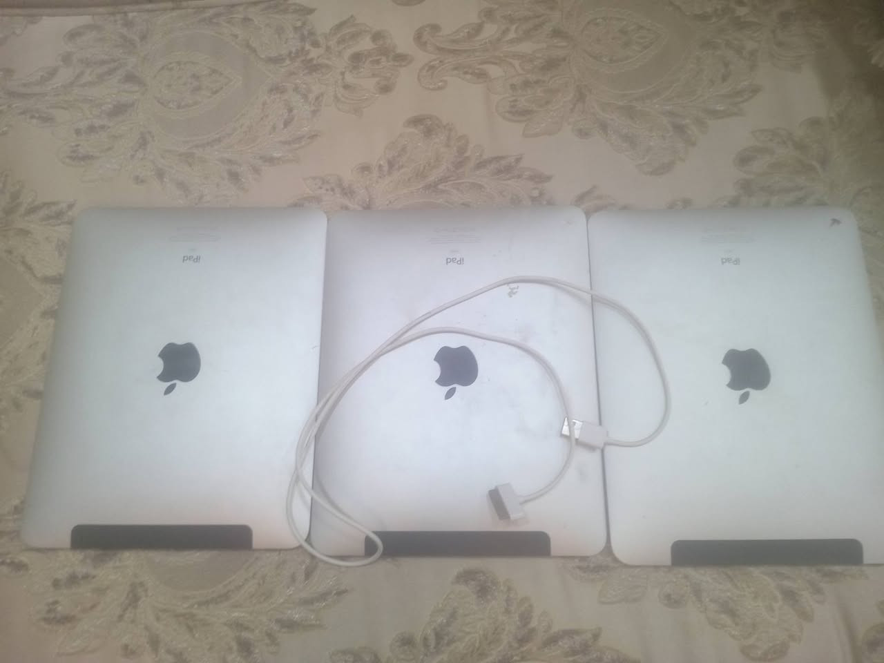 سلام عليكم ايبادات البيع ٣ واحد مكسر وثنين طافيات ماعرف شنو عطلهن سعر50 تلاثتهن  مكاني بغداد بلديات بجي خاص


**إذا كنت صاحب هذا الإعلان وتريد حذفه لأي سبب، رجاءا أرسل رسالة إلى الدعم الفني**