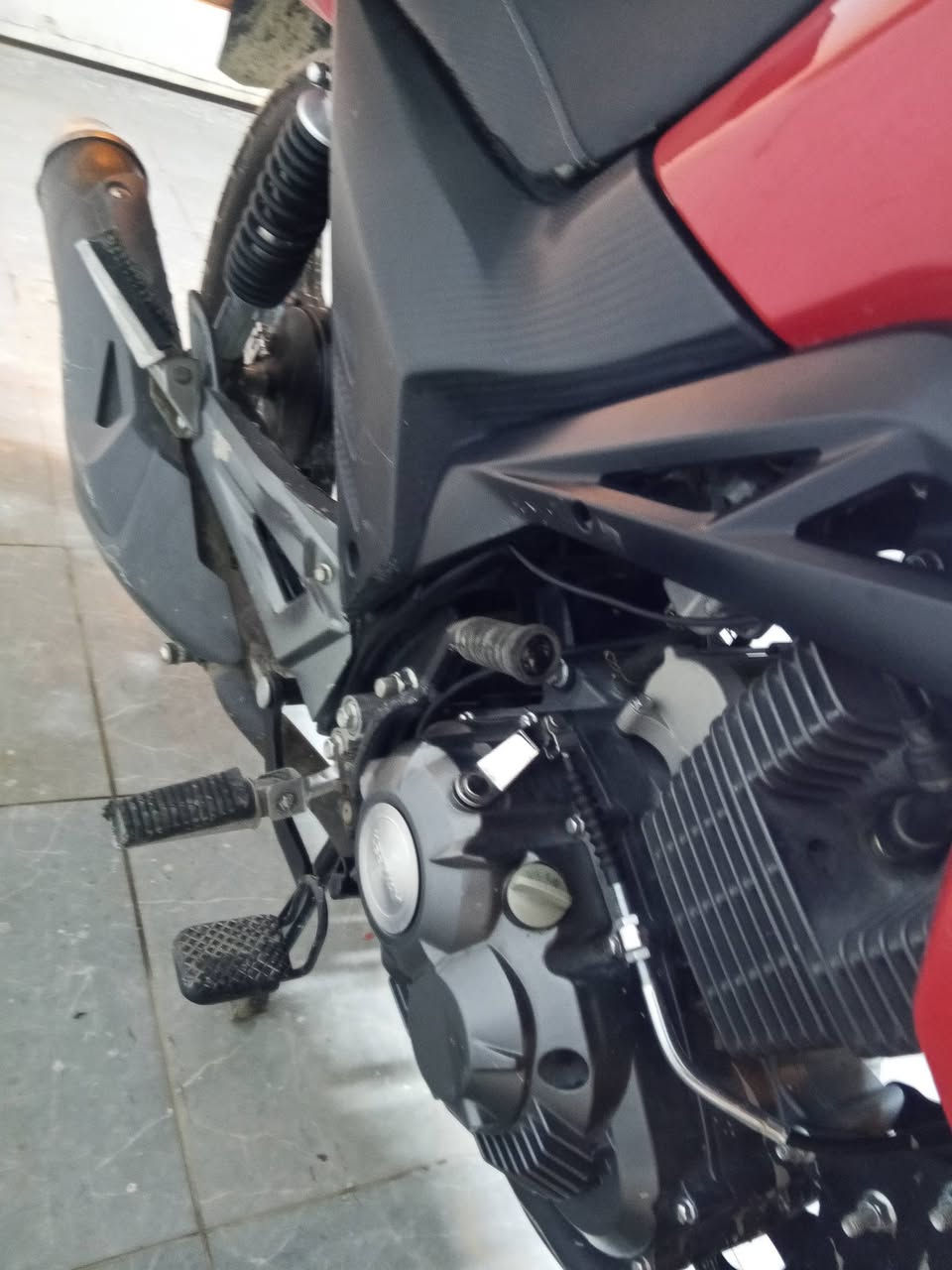 السلام عليكم ..
دراجة RK200 cc
موديل 24
تحويل ثاني يوم 
مامشتغلة دلفري.
العنوان بغداد
*********** السعر مليونين ونص وبيهة مجال
