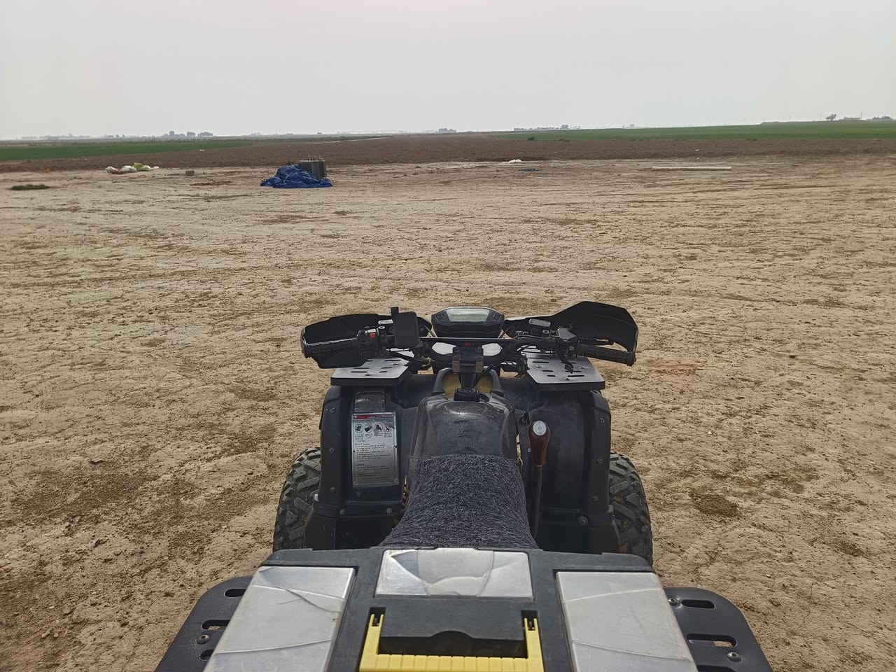 دباب رباعي يرهم للفلاحين نضيف حيل للبيع السعر ١٢ ورقه وبي مجال***********
