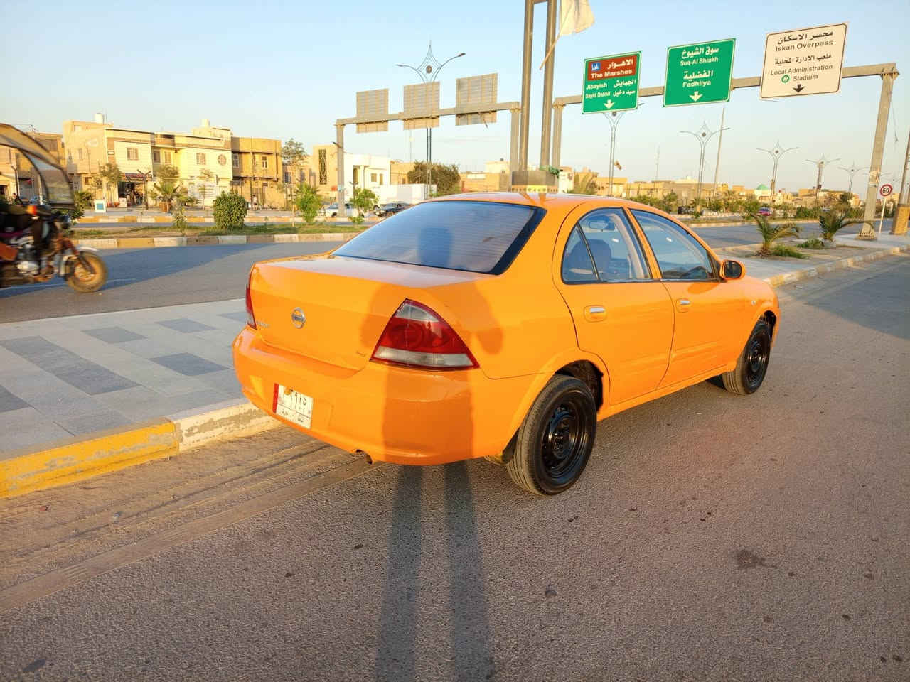 سلام عليكم وين اليدور جهاز ونضيف
نيسان مديل 7 مشروع وطني بوجهك 
جاهزه كير مكينه حداديه كهربائيات معمره على ايدي
سستم صوت شاشه ضفيره كله جاهز مال جناي 
ضربته بل وره ما واصله هواي وبيه طخات ومعمره سياره لمعته بلاد 
مكانه ناصريه سعره 70 ورقه 
***********
