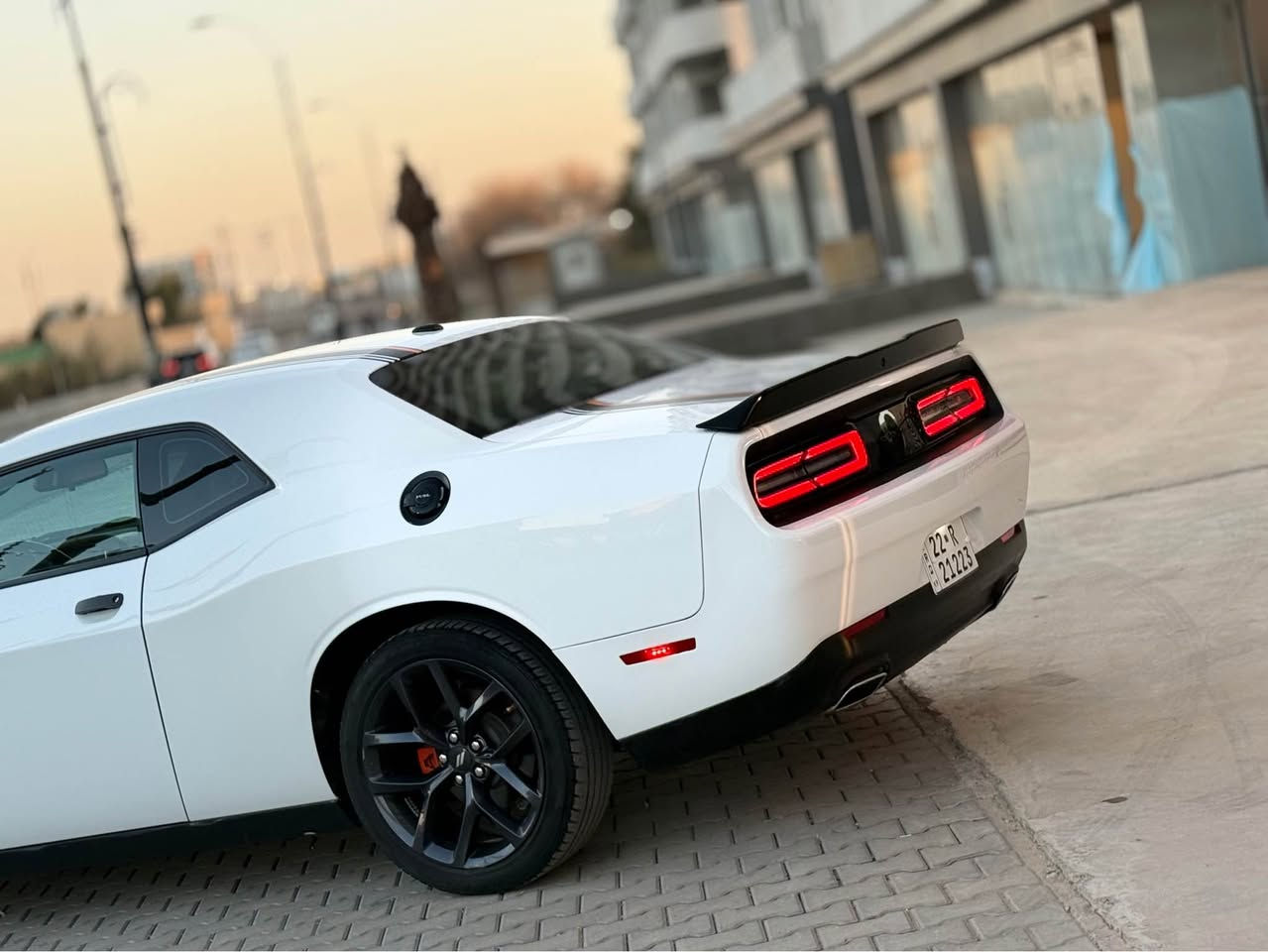 جالنجر sxtبلاك توب 3قطع امامي مبدل بدون سبغ بدون ارباك فقط شبر صبغ جاملغ خلفي صايق مبين بصورة حادث سياره جاهزه مديل 2023 ماشي 32كم ماشي 
*********** كركوك, العراق
