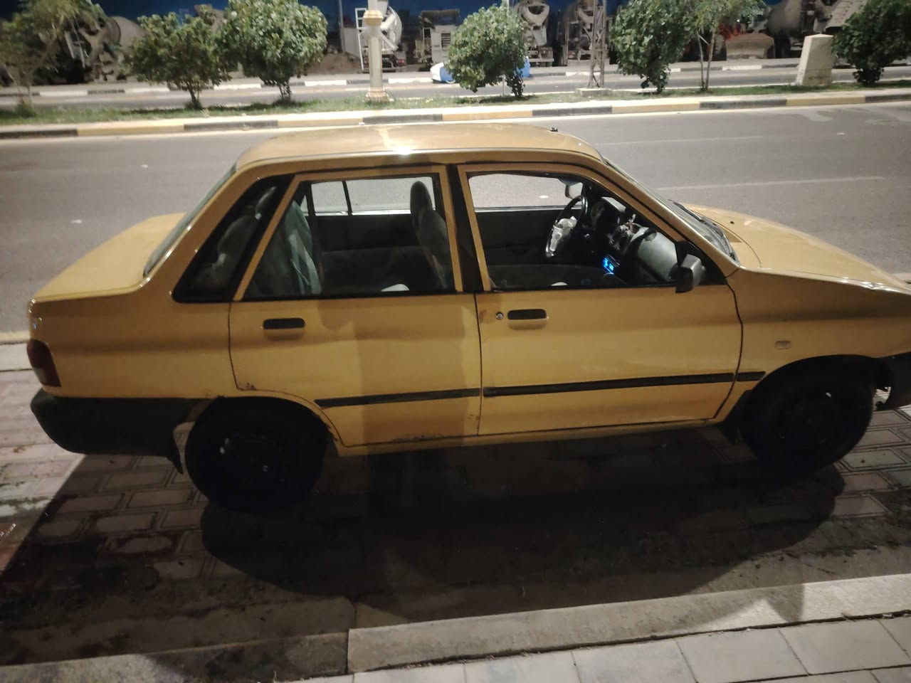 سايبا موديل ١٤ للبيع حداديه جديده ادامه كامله بيهه الشاصي الأيمن معمر رقم كربلاء سنويه ل ٢ ***********
