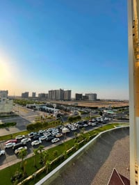 إمباير سكوير • ١٤٠م • مؤثثة VIP