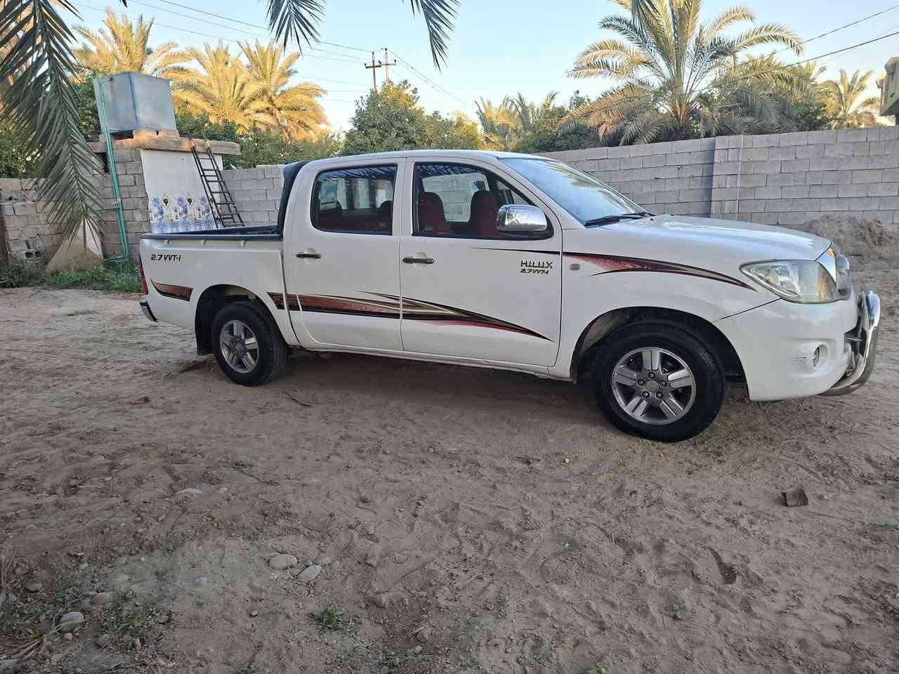السلام عليكم تيوتا هايلكس موديل ٢٠٠٩ رقم بغداد كير عادي شاصي ١٩   جاهزه السنوية لل ٣١ بسمي حصرا تحويل ثاني يوم  محرك مفتوح  لا تنقيص ولا تبخير بيه تبديل جاملغ او باب خلفي   ابيع سونار  المكان صلاح الدين قرب جسر الضلوعيه رقم الهاتف *********** / ***********
