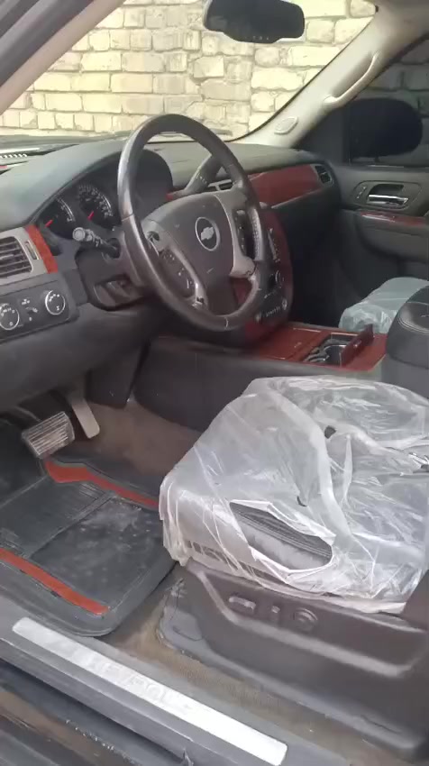 سلام عليكم سياره تاهو للبيع موديل 10 العنوان بغداد العبيدي الرقم ***********
