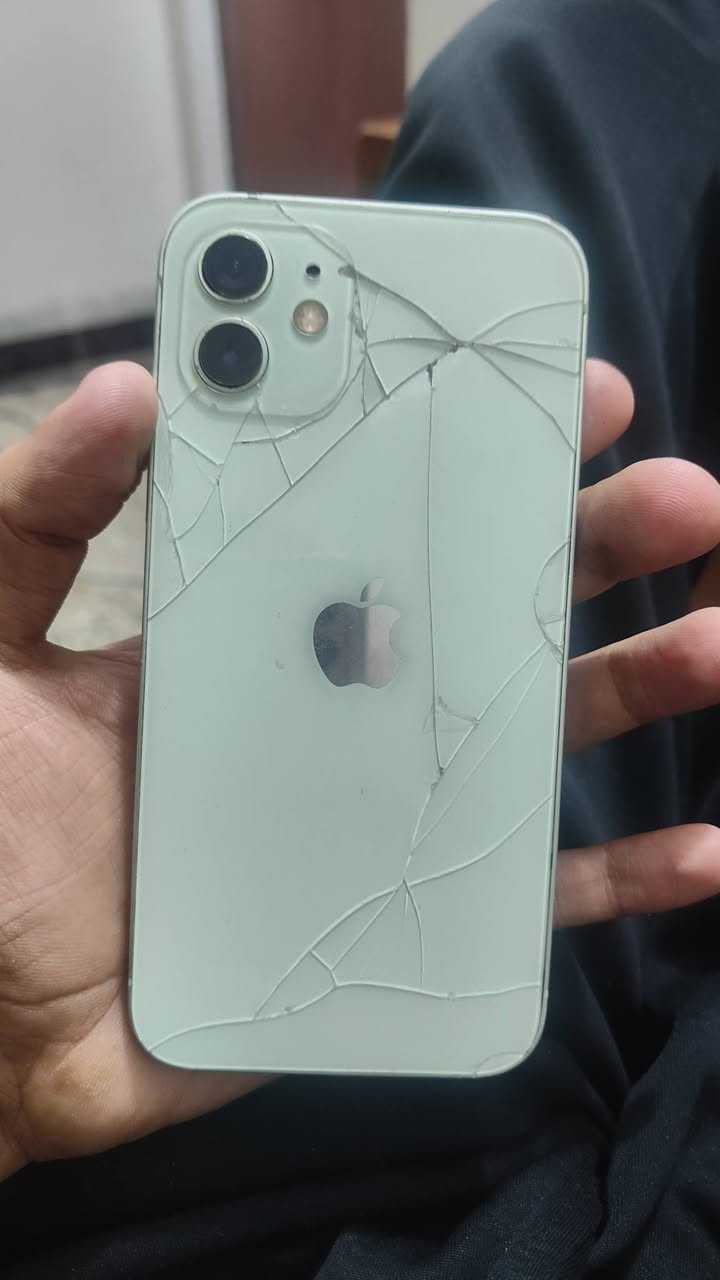 ايفون 12 عادي للبيع مكسور الظهر بطارية 71 والشاشة مبدلة كلشي بي شغال عدا فيس ايدي قيم واخذ


**إذا كنت صاحب هذا الإعلان وتريد حذفه لأي سبب، رجاءا أرسل رسالة إلى الدعم الفني**