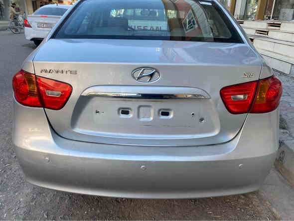 أفانتي 2007لوك براوه بةتامي ساق يةك دينارمسروفي نيه مكينه ي16بجوك دكشن بةرزمرغوبي170كم  روشتووه كامل مسروف كراوه هةمووگياني بةشرتي 100فيتر بي نوقساني مالي دوسته سعر43نيو شوين كفري مشتري نيت سةرميشينه *********** كيفري
