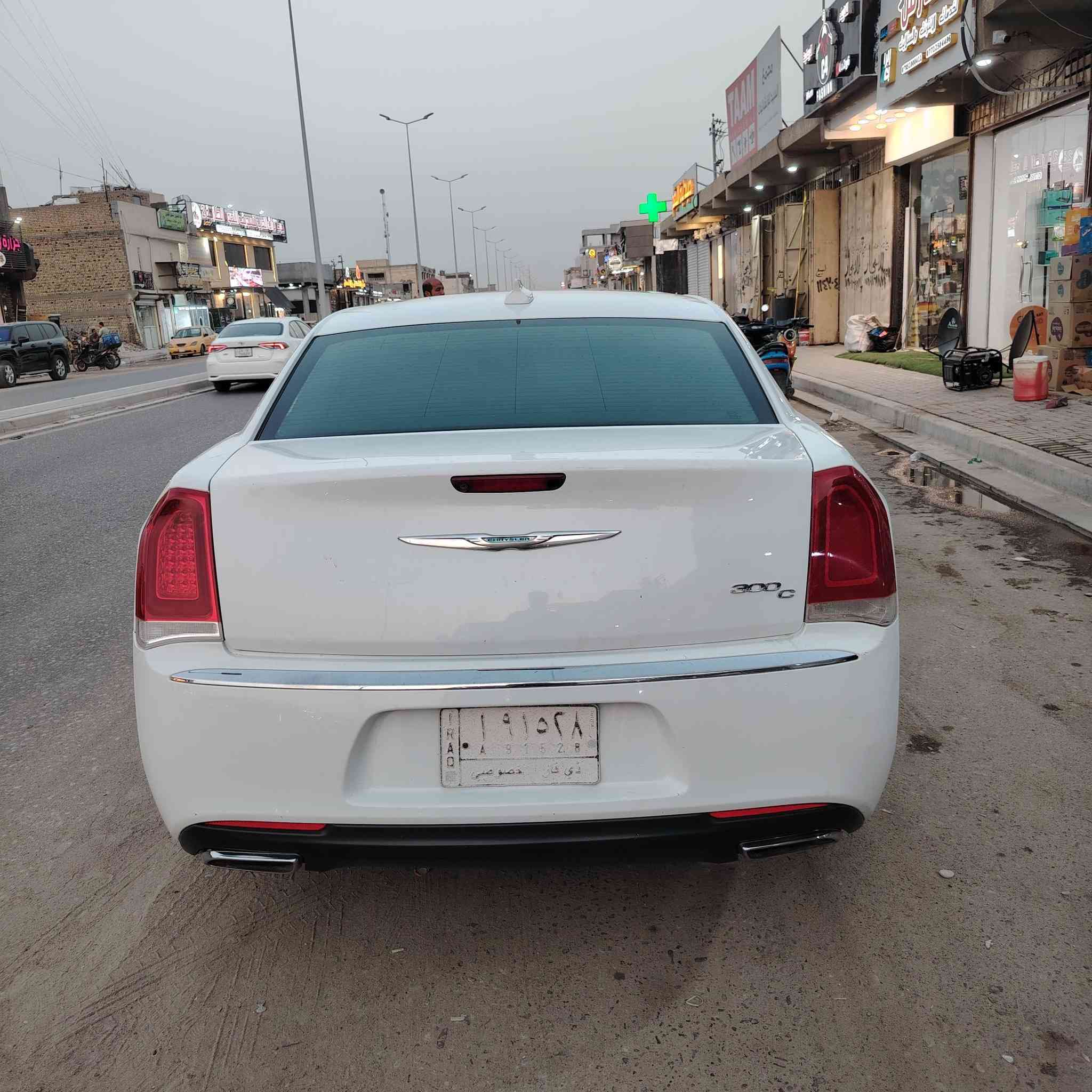سلام عليكم اوباما مديل ١٦ فول مواصفات بدون حادث. بيها  مكانات بارد وما مبينات  سياره جاهزه حداديه تبريد
ويل مكسيكي اامس  شاده
تخم تاير امس شاده
 السعر 210
وذا اكو جارجر اراوس
***********
