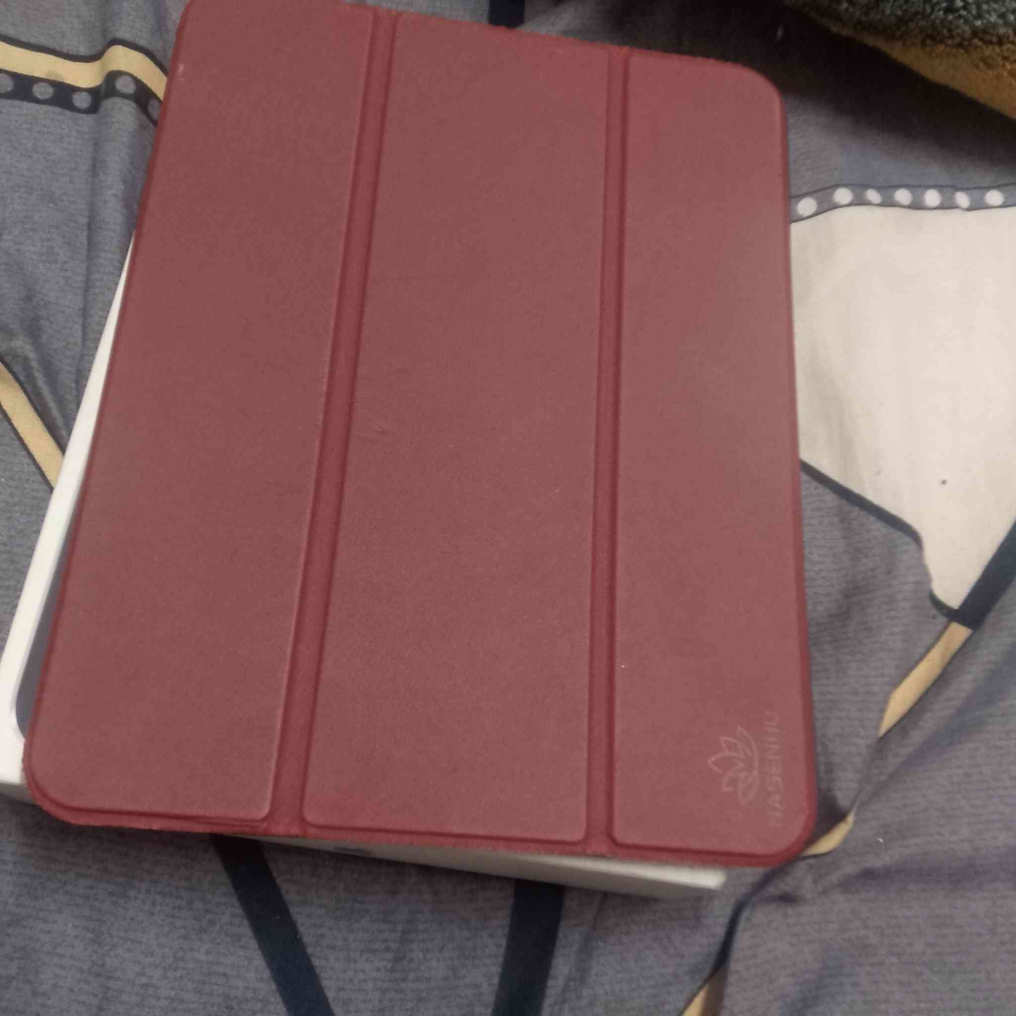 سلام عليكم ايباد 11( A16) اصدار 2025 جهاز نضيف ومستعمل شهرين فقط بطاريته 95 ذاكره 256سعره 450 الف قفل أو مراوس بتلفون ايفون فوك ال 12 للتواصل ***********
