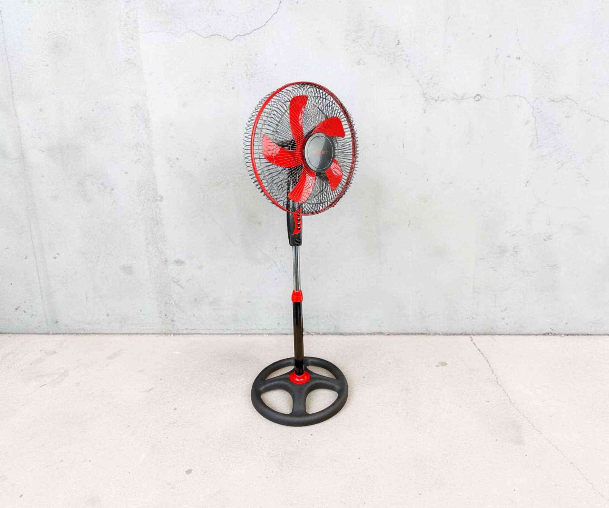 الجو صار نار ومحتاج نسمة هواء باردة تبرد عليك بيتك أو مكتبك؟ ☀️🔥

مروحة بهارات العمودية 16 إنج وصلت لتغير جو الغرفة بلحظات! 🌬️

تصميم فخم باللون الأسود والأحمر مع 5 شفرات لدفع هواء جبار 🦾

المروحة تشتغل بصوت هادئ جداً وماطور اقتصادي يصحى وياك ب40 واط بس ✨

بيها 3 سرعات مختلفة مع ميزة الدوران الأفقي واسع الزاوية لتغطية الغرفة ✨

ارتفاعها قابل للتعديل لحد 120 سم مع قاعدة دائرية ثابتة تمنع الاهتزاز 💎

اطلبها هسة واستمتع بأقوى تبريد وانتعاش بأقل سعر.! 👇 سعر بس 38 الف وتوصيل مجاني داخل بغداد واذ محافظات سعر يصير 40 الف بس  وتوصلك لحد باب البيت ودفع عند الاستلام. التواصل *********** بغداد, العراق
