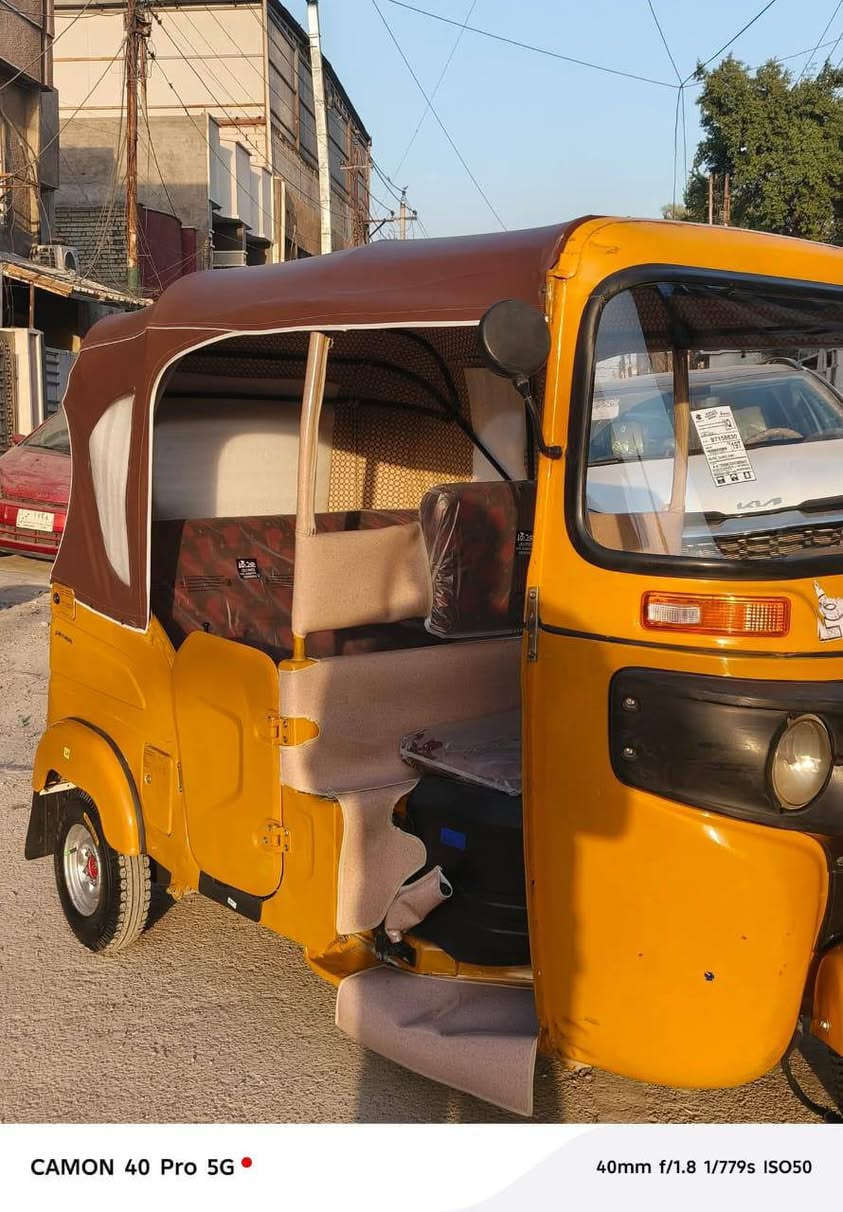 ‎السلام عليكم للبيع موديل ٢١ شهر ٨ رقم وسنويه بغداد نكليزي  هزه جديده باسمي تحويل ثاني يوم مكينه مكفوله كفاله وكشره معمره دوسه فقط تكتك جاهزه شغل وتطلع ربع متصرف عليها السعر ٧ ونص وبيها مجال لشراي مكاني بغداد المحمودية اي استفسار واتساب ‏‪***********
