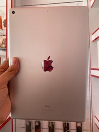 آيباد ٩ ٦٤ • بطارية ٩٠ • شارع ٦٠