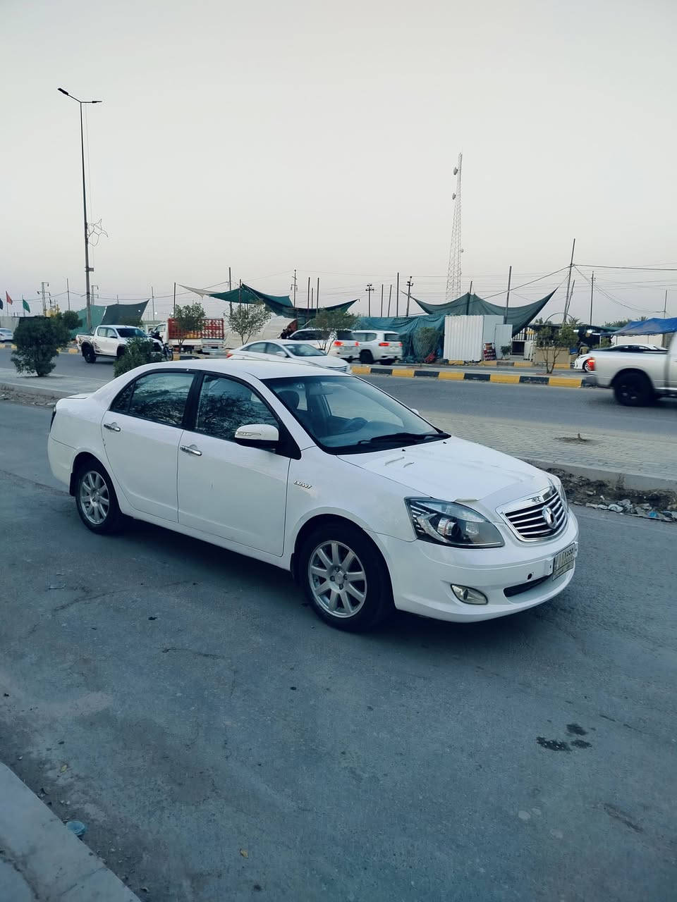 جيلي موبل موديل 2012 مكفوله ماعده خياس ملكوط بيها جاهزة مكينه وكير وحدادية وتخم تاير وتبريد السعر 45 لاستفسار ***********
