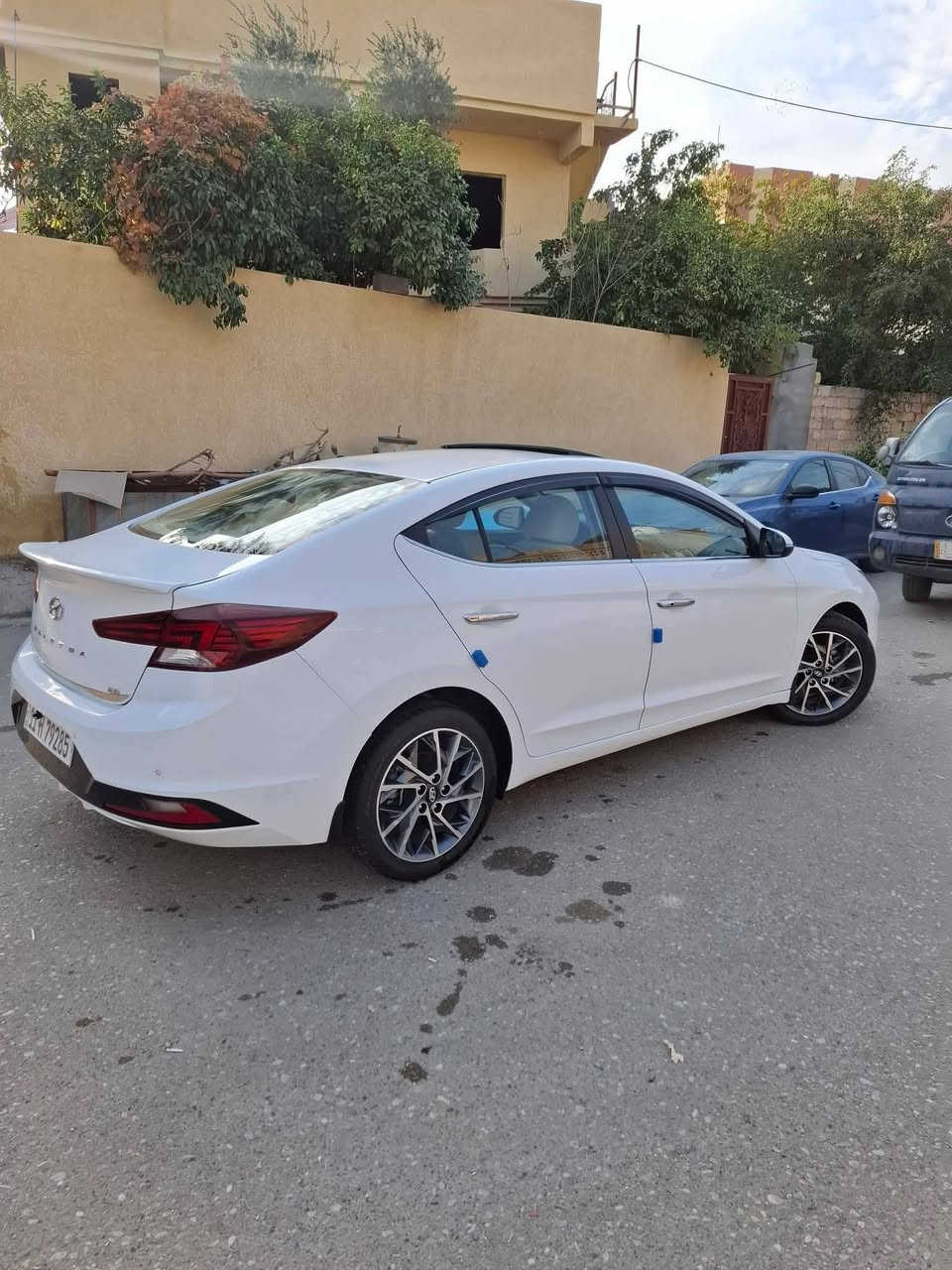 👨‍❤️‍👨👨‍❤️‍👨 السلام عليكم الغوالي 👨‍❤️‍👨👨‍❤️‍👨
🅿️🅿️  هيونداي النترا خليجي   ELANTRA

🅿️🅿️  2020 موديل

🅿️. مرقم بغداد  بسمي هزه وسنويه جيده

                                                                                  فول مواصفات للاخير بصمه تشغيل وابواب وصندوك 

🅿️🅿️للون ابيض 🤍🤍🤍🤍ماشيه 97الف حقيقي ودك جرس بل 120

💡السيارة مكفوله  كفاله عامه عدا الدوسه صبغ سونار بل منشور

🅿️🅿️لدنهاري  LED

🅿️🅿️انظمت ترحيب     👍

🅿️🅿️سلايد روف فتحة

🅿️🅿️حجم المحرك2000

🅿️🅿️تبريد امامي و خلفي

🅿️🅿️المري قابلة للطي AUTO

🅿️🅿️اشاير بلمرايا

🅿️🅿️تحكم مقود جهتان

🅿️🅿️المودات

🅿️🅿️الاوامر الصوتية

‏🅿️🅿️ثلاث انضمه قياده

شاشة  حجم كبير

🅿️🅿️كاميرا خلفيه دوارة

🅿️🅿️يدة ابواب المنيوم

🅿️🅿️حساس خلفي. حساس امامي

‼️السيارة مكفوله كفاله عدا الدوسه‼️

للاستفساراكثر اتصل على  الرقم 👍

📲📲📲📲📲📲📲📲📲📲📲📲📲📲📲📲📲

سعرها  ١٧٥ وبيها  للشراي

📍📍📍📍📍📍📍📍📍📍📍📍📍📍📍📍📍

العنوان... ديالى بعقوبه

💙 ***********💙  السياره جديده خير من الله
