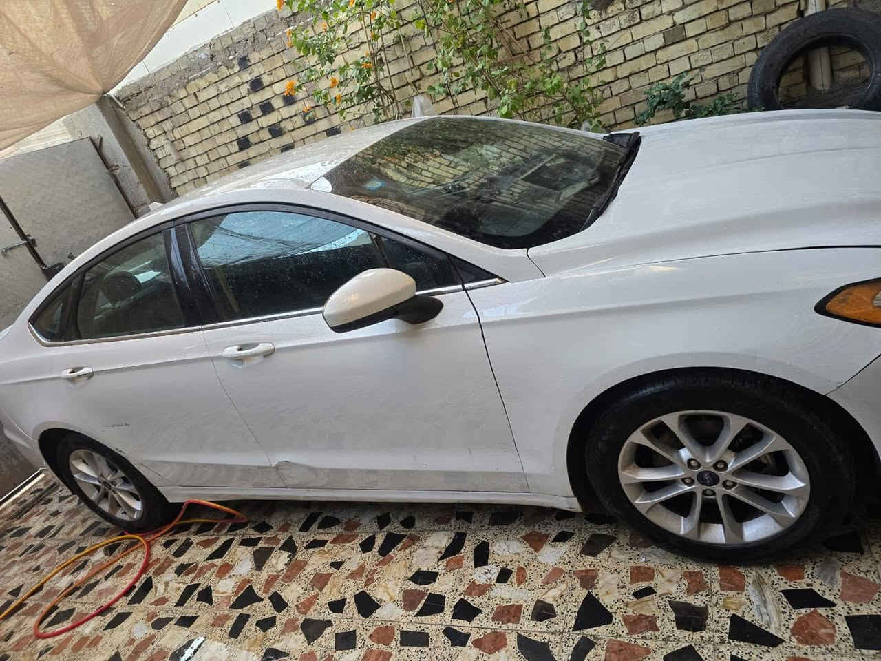 مراوس بسني هندي ( 21 22) 
فورد فيوجن موديل 2020 محرك 1500 تيربو. مواصفات SE. ماشيه  108km .  رقم بغداد  وهزه جديده. دواخلها نظيفه .  مكينه جديده  قبل اسبوع شديتها. تفاصيل البدي مبينه بالصور والسونار. رقم الشاصي مرفق  للتحقق من الحادث ( جاملغ يمنه + جزء من البنيد) 
 
العنوان. بغداد الرصافه
***********
