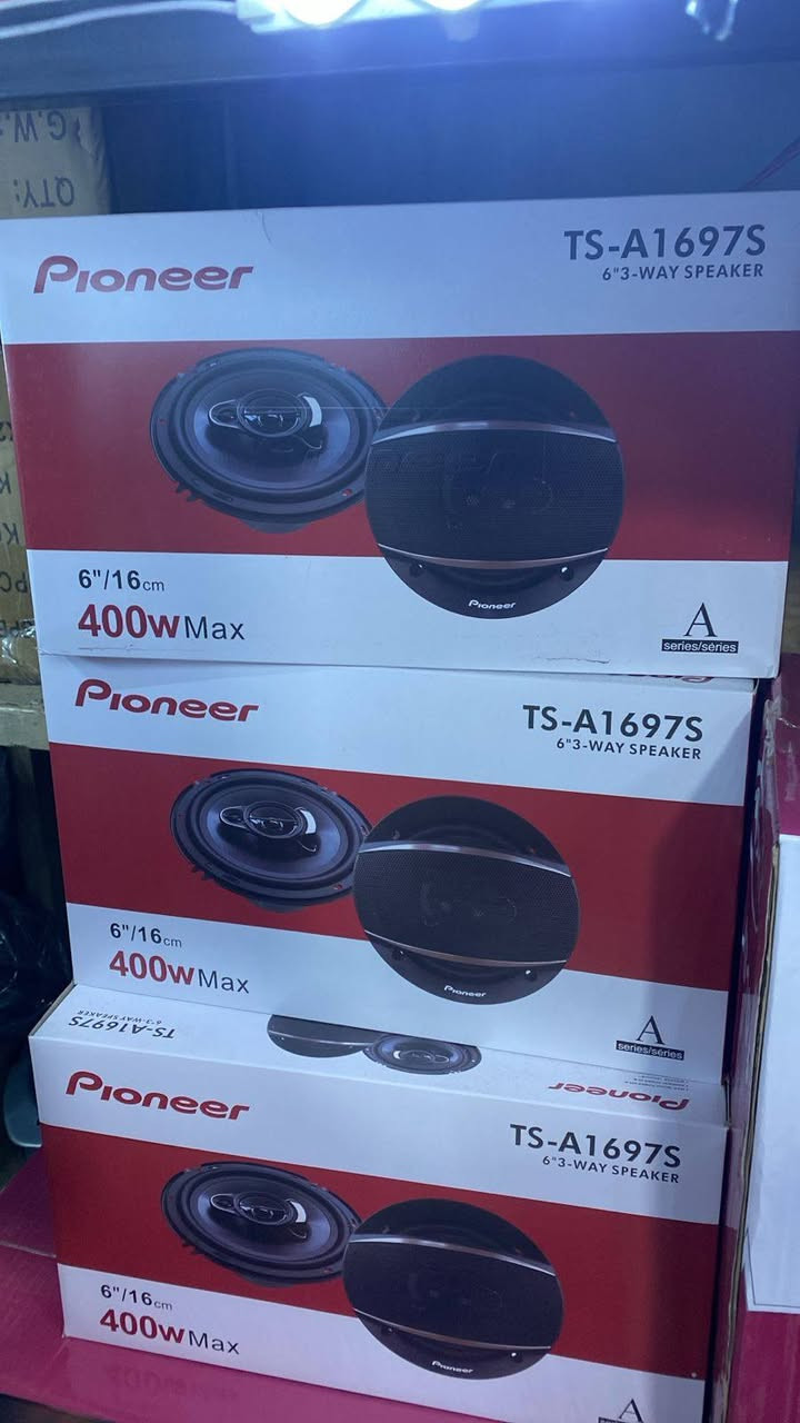 يتوفر جميع انواع السماعات وأنواع السستمات لجميع انواع السيارات 🚙
يوجد شد جميع السستمات والسماعات🔊🔊 والشاشات والمسجلات لجميع🔥🧨💣 انواع السيارات مع الضمان✨
يوجد توصيل جميع محافظات العراق التوصيل مجاني🚛
مكاني بغداد *********** حسين 📞📬
