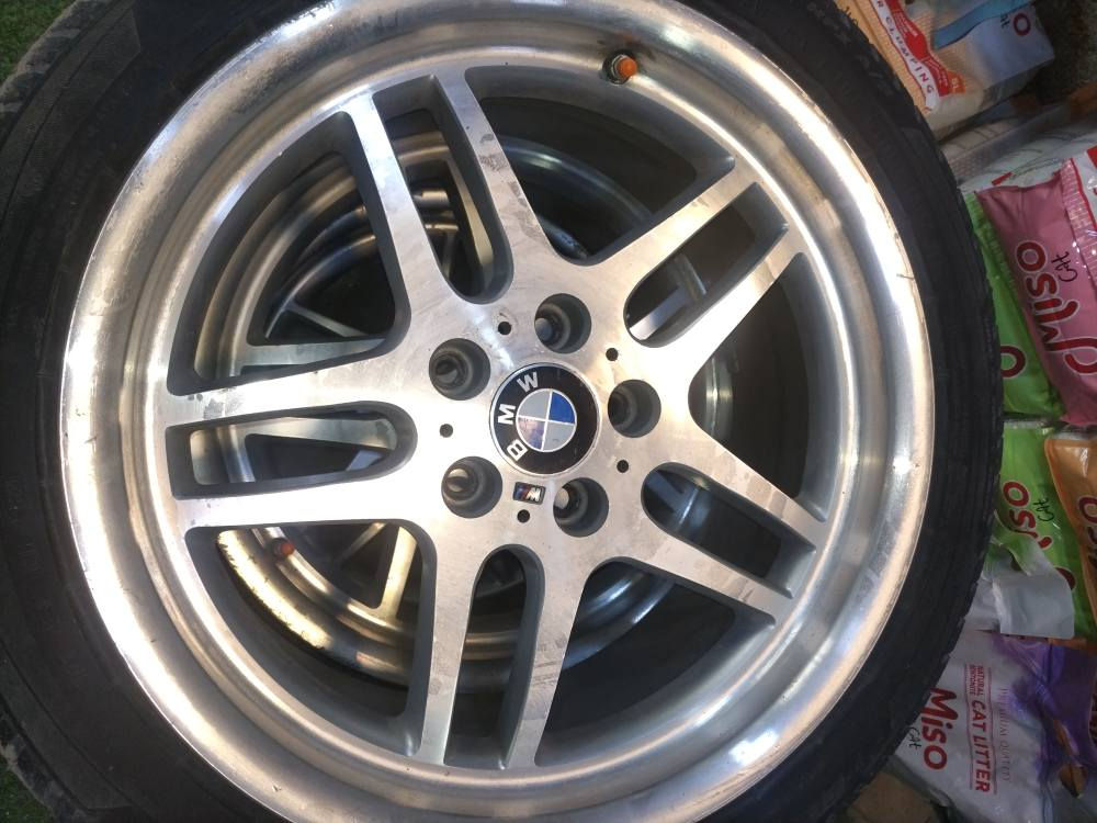 للبيع ويل M
حجم 18
تو سايز
واحد بيهن تصلح بسيط 
زوج تايرات نظافه 75%
وزوج 90%
صنع كوري إنتاج 25
السعر 450
بغداد بياع


**إذا كنت صاحب هذا الإعلان وتريد حذفه لأي سبب، رجاءا أرسل رسالة إلى الدعم الفني**