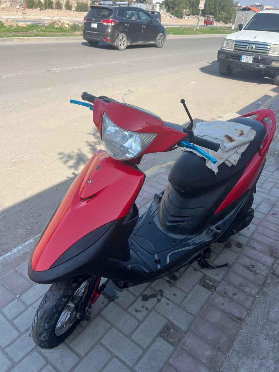 السلام عليكم ماكس عدلة للبيع رمبة نزلتها بيدي مكينة مكفولة من الفتح اي نقص ما بيها سعرها 800 قفل وبيها مجال حك الجية 
رقمي  *********** مكاني بغداد البلديات
