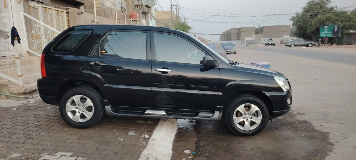 سبورتج ٢٠١٠ للبيع
مكفولة خليجي رقم اربيل
شاشة كامرا حساسات
مكينة ٢٠٠٠ بيها جراد قليل بالقمارة +حالوب
السعر ١٠٥ وبيها مجال
مكاني نجف
للاستفسار ***********
