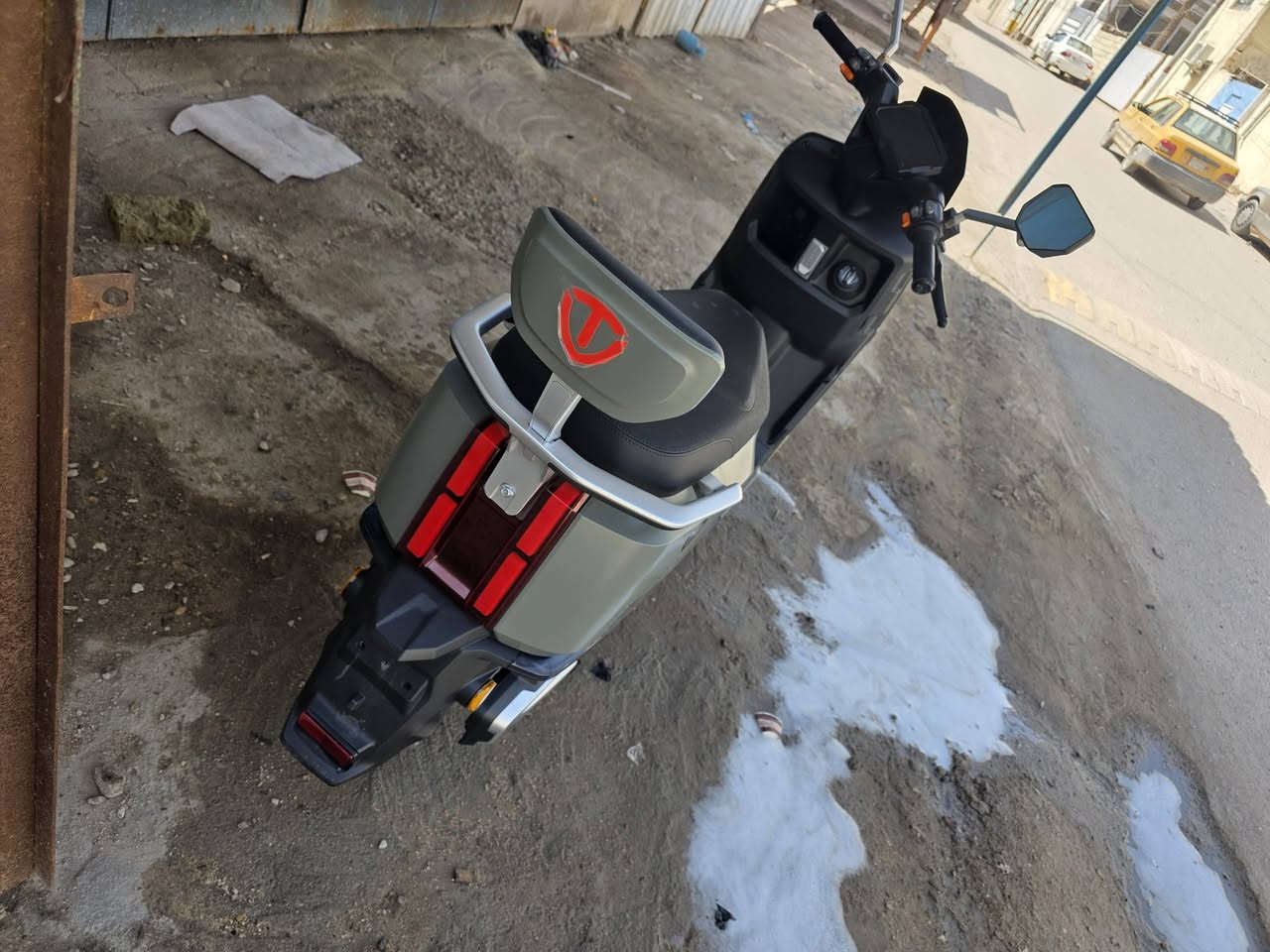 للمراوس فففففففقط بدراجه اضخم 
دراجه ريان وحش الكون بطاريه ليثيوم 
الدراجه جديده كلش مكفوله حته من الشخط 
وشرط البطاريه 
الدراجه بصمه مع بصمات 2 
الدراجه للمراوس فقط 
ويفضل بدراجه اضخم 
متواجد وات ساب 
عنواني بصره ابو الخصيب***********
