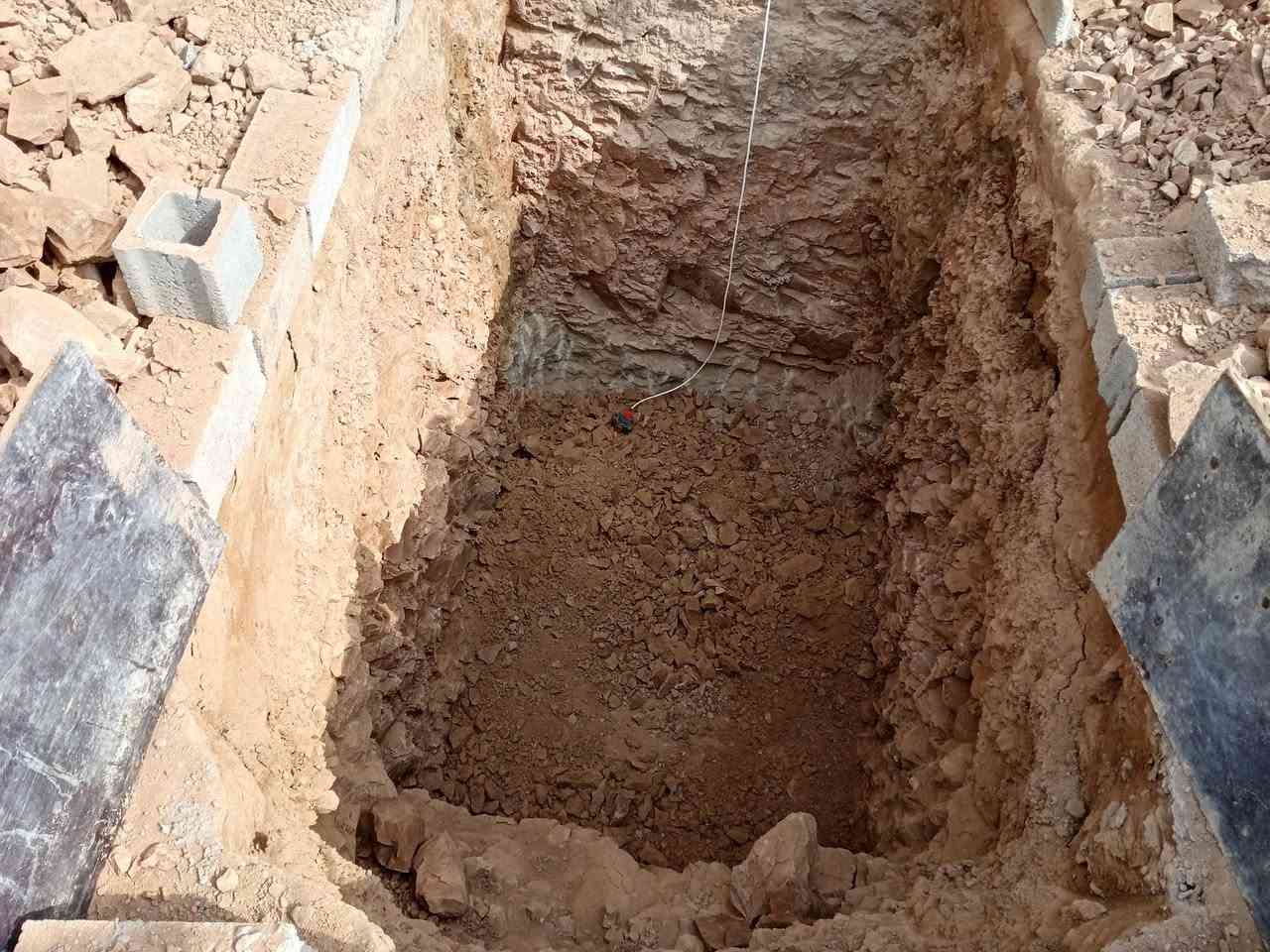 سلام عليكم حفر بئر حمامات أو مطابخ أو مسابح أو حفر أساس على حسب طلب
طلب واستفسار اتصال برقم تالي تحياتي لكم 

***********

بيها واتساب
