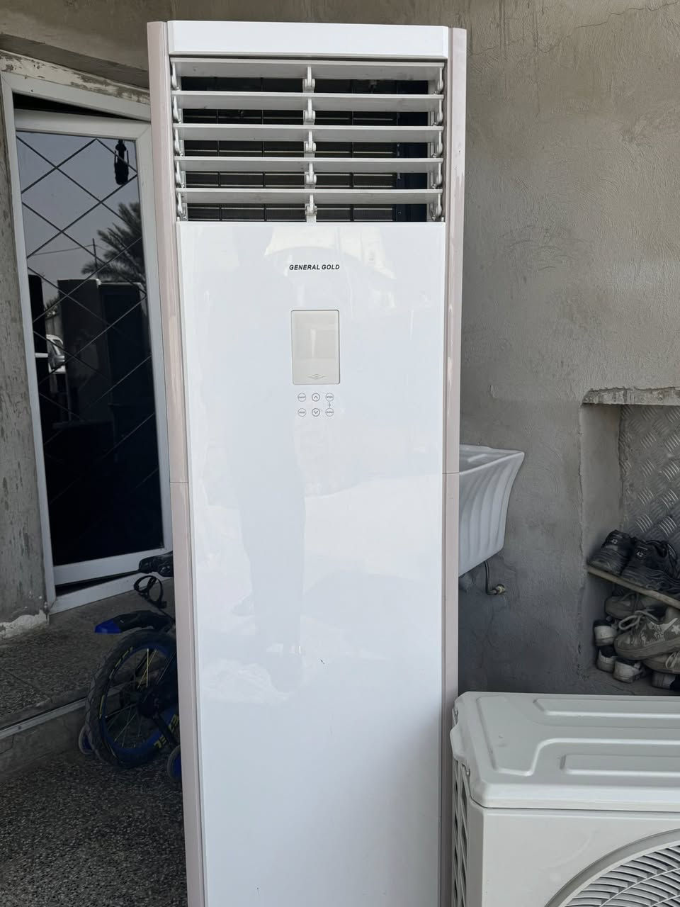 السلام عليكم
سبلت كنتوري
الحجم طنين وثلث ( 30,000btu )
جنرال كولد نفس معمل الميديا نفس المصنع
اصدار 2025 مشتغل جدًا قليل 
ضاغط T3
غاز 410
بعدة داخل ضمان الشركة
ملحقاتة كاملة 
تدفئة تبريد  
السعر 550 الف
يوجد خدمة توصيل داخل بغداد 
***********
