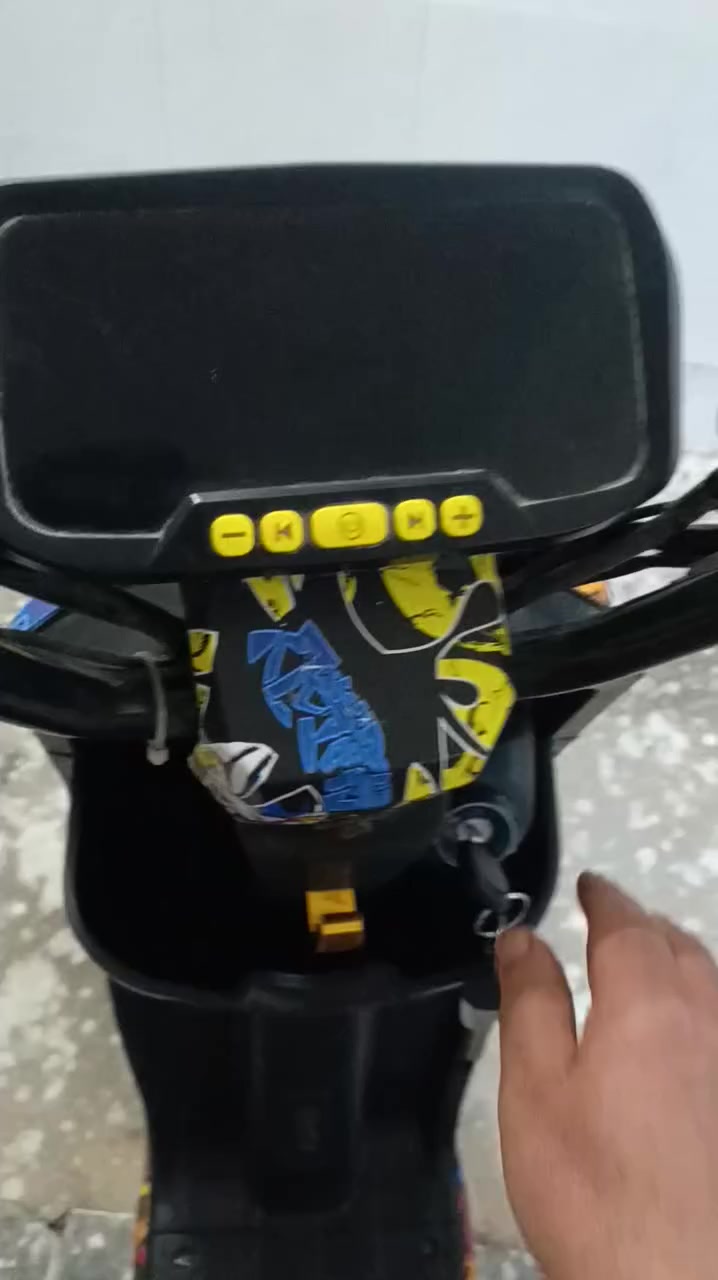 للبيع دراجه شحنR9 6 بطاريات دبل فؤل وصاروخ سعر 360 كربلاء ***********
