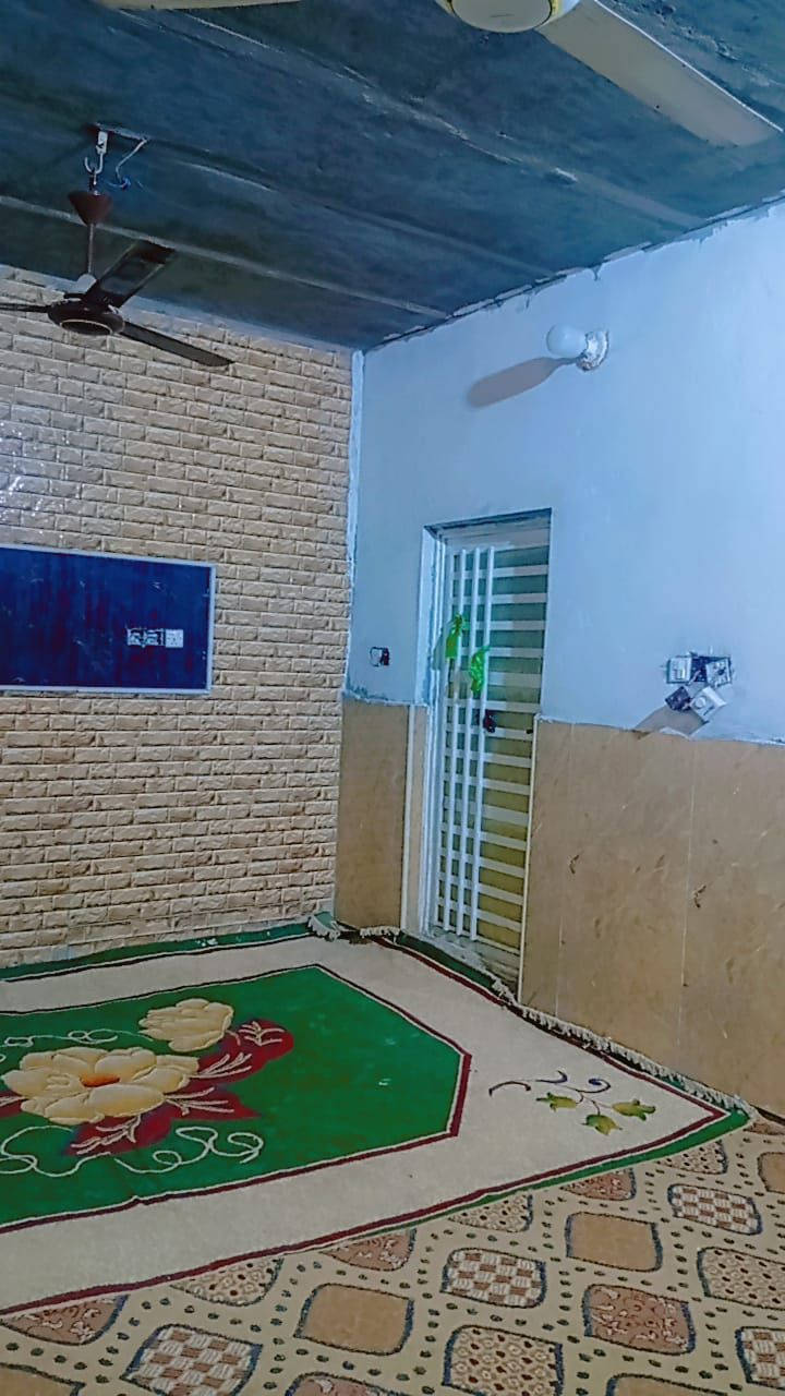 السلام عليكم 
دار للبيع ابو شطيب حي الامين 
المساحه/160م 8×20
للاستفسار/***********
