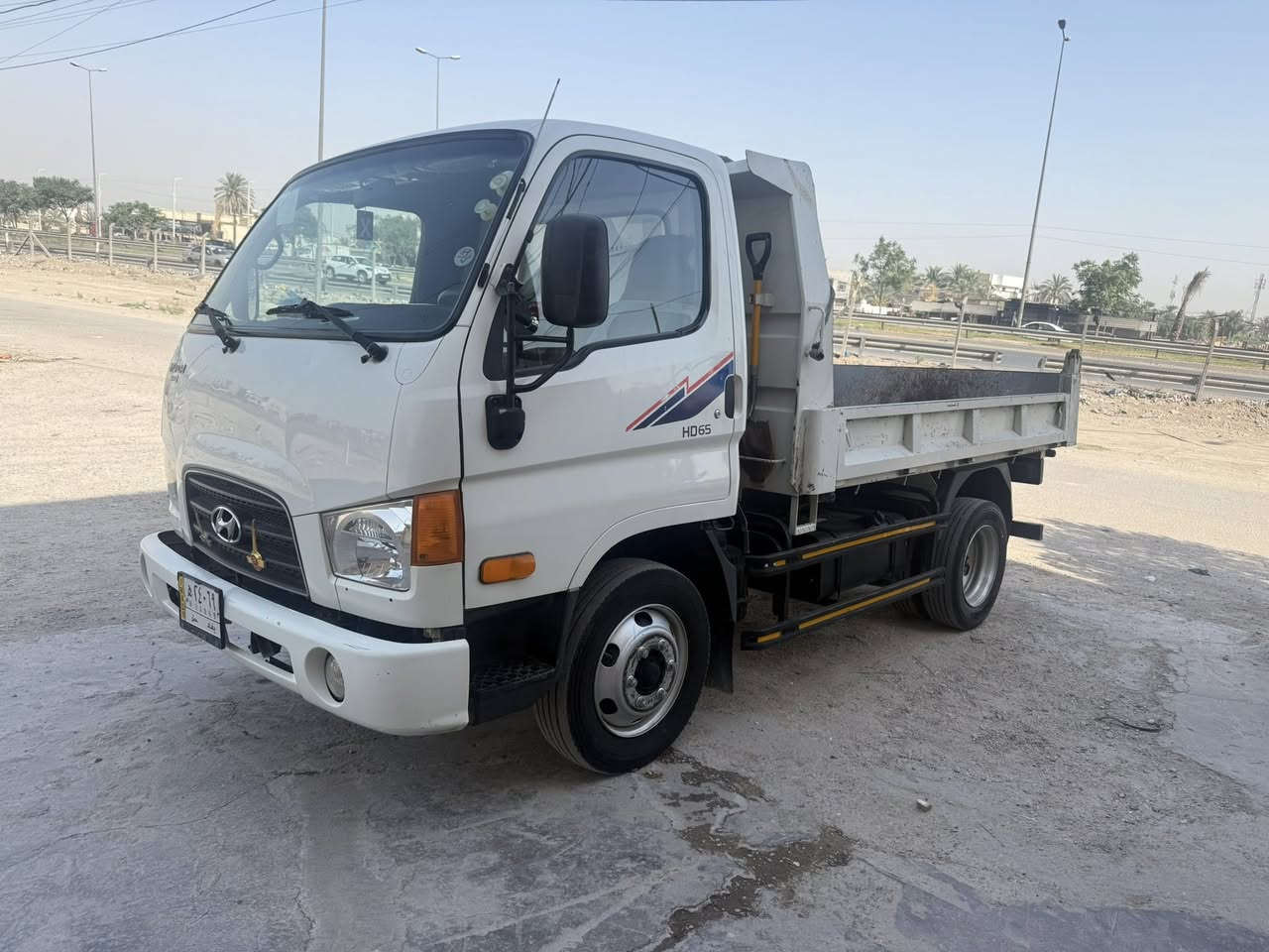 السلام عليكم  للبيع هونداي قلاب موديل 2020 رقم بغداد ب اسمي الاستفسار ؏ رقم الهاتف ***********
