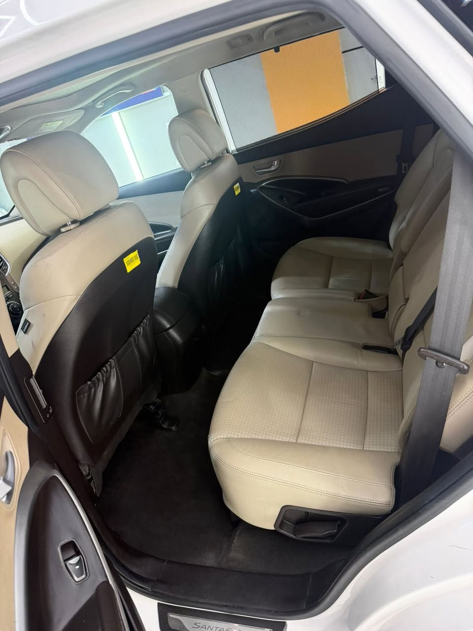 سلام عليكم من رخصت الادمن للبيع سنتافي 2014 خليجي  / 4 سلندر  كفاله  …. كفاله
مواصفات / 

1/ بانوراما 
2/ جلد + تدفئه وتبريد بلكشنات 
3/ لايت لد 
4/ تبريد قطعتين  ثلج 🧊 
5/ طخم تاير جديد 🛞
6/ حداديه استوني مبدلها كلها  كلفتني مليون بس حداديه  
7/ رقم بصره بسمي  تحويل ثاني يوم  
8/ ضرر كفاله من صبغ وتبديل
9/ لون داخل بيجي 

 ملاحضه ! سياره ما بيها اي نقص اترايك اربيل تونس العائله وترجع بسلامه ☺️

السعر / 163 وبيها مجال  للطيبين 🥰 

عنوان سياره / بصره دور ظباط 

للستفسار / ***********
