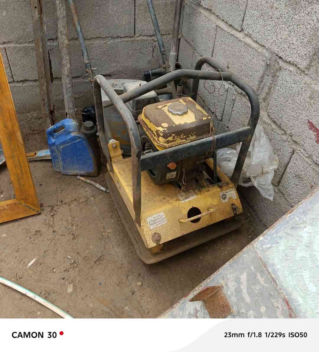 سلام عليكم من رخصت صاحب الكروب حادله شغاله خير من الله ما عوزه اي شي بس صالنصه السعر 250وبيه مجال قليل مكاني كوت


**إذا كنت صاحب هذا الإعلان وتريد حذفه لأي سبب، رجاءا أرسل رسالة إلى الدعم الفني**