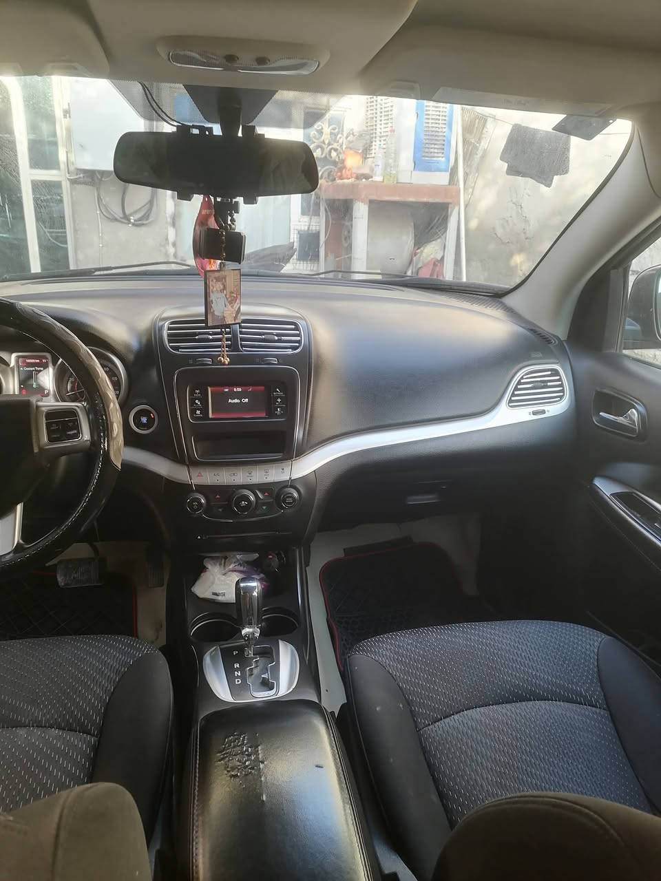 سلام عليكم جورني 4 ستندر 7 راكب 3 قطع تبريد مديل 16 بسمي اضرار بدون دواخل وارباك سليم كلهن ما طاكات طابوكه جديده ناصريه سكان لصناعي تلفون *********** لسعر ب 115 مجال قليل رقم جديد وسنويه جديده وهزه جديده صارلها 10 تيام من حولت
