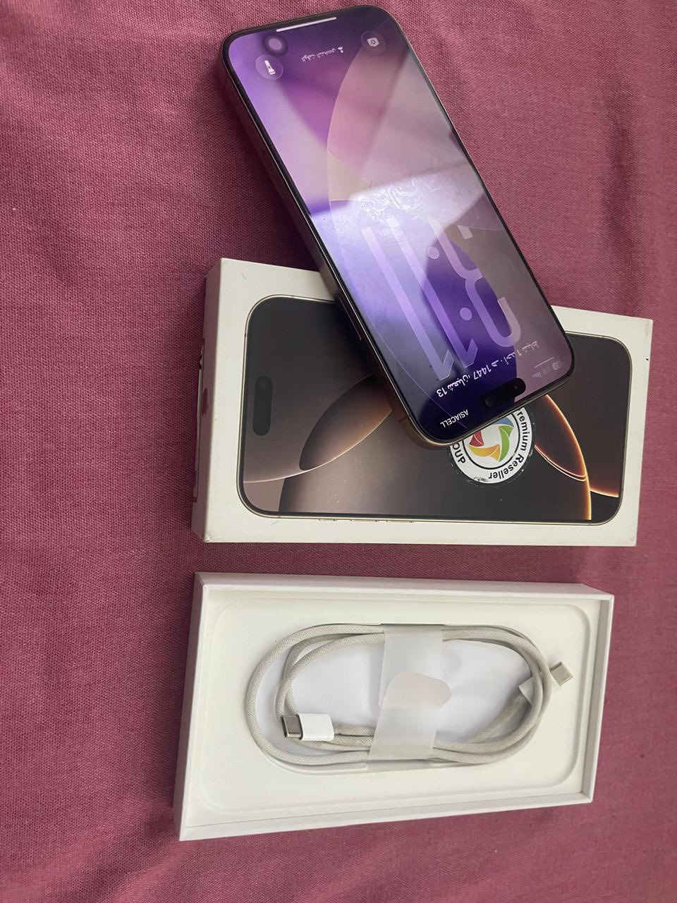 بروماكس 16 صحراوي ماستر 

ذاكرة 256

بطارية 🔋 95 آخر تحديث محدث

عدد الدورات 253

بعده بالضمان لحد شهر 5

نظافة 100‎%‎

موفقات كاملة كيبل + باكيت مطابق 

السعر 1325 

للاتصال *********** 📞
