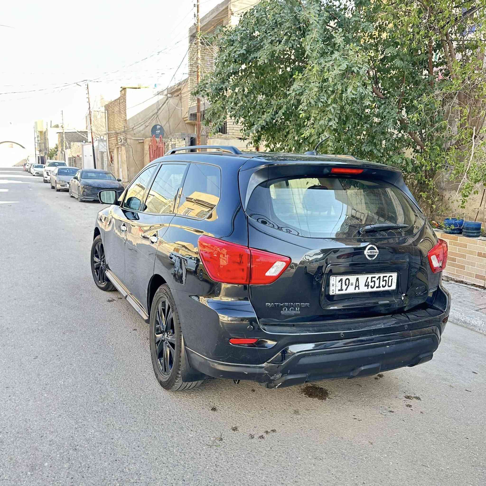 نيسان باثفندر 2018
فول مواصفات ماعدا الفتحه فقط 
رقم كربلاء دولي 
وارد امريكي كلين بدون حادث
بدون قطرة صبغ 
فقط بالعراق شخطين بسيطات مكحلات وبارد باب السكن
كامله وجاهزة ومابيها نقص 
محرك 6 سلندر
7 راكب
ماشية ١٠٢
مواصفات 
تشغيل عن بعد 
بصمه تشغيل وابواب وجنطه
جنطه كهرباء 
مري قلاب كهرباء 
شاشه كبيرة
5 كاميرات 360 درجه
رادارات 
حساسات 
جميع الكشنات جلد كهرباء تدفئة 
فور ويل 
جكات 
هيتر ستيرن ومري
تبريد ثلج 3 قطع 
سيدي جنجر  ٦ اقراص
وبعد بيها هواي مواصفات 
السعر 150 ولكل قادم كرامة
العنوان كربلاء 
***********
***********
