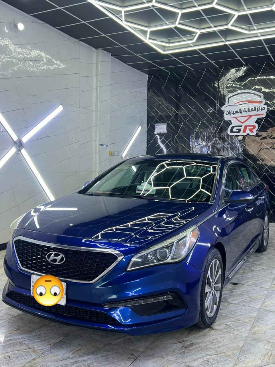 من رخصة الادمن سيارة سوناتا 2015وارد امريكي  سيارة حادثها موضح بصورة 
سيارة فول ما عدا الفتحة سنوية لل٢٨ 
سيارة ما ناقصها اي شي جديدة   

رقم صاحب السيارة *********** 

السعر 122 وبيها مجال مكان ديالى
