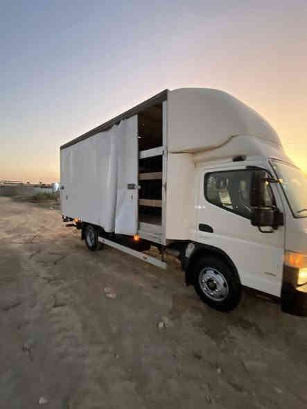 ‏سلام عليكم كنتر وربي للبيع موديل 2016 سيارة دخول جديد كفالة عامة سيارة مفتوح سرعة ملغي الأدبلو فول مواصفات إرباك رادار مانع انزلاق سنتر لوك كير أوتوماتيك بودي جادر مسحي باب الخلفي جاك الطول خمسة ونص ارتفاع اثنين ونص عرض مترين وثلاثين للاستفسار أكثر اتصل على هذا الرقم ***********
